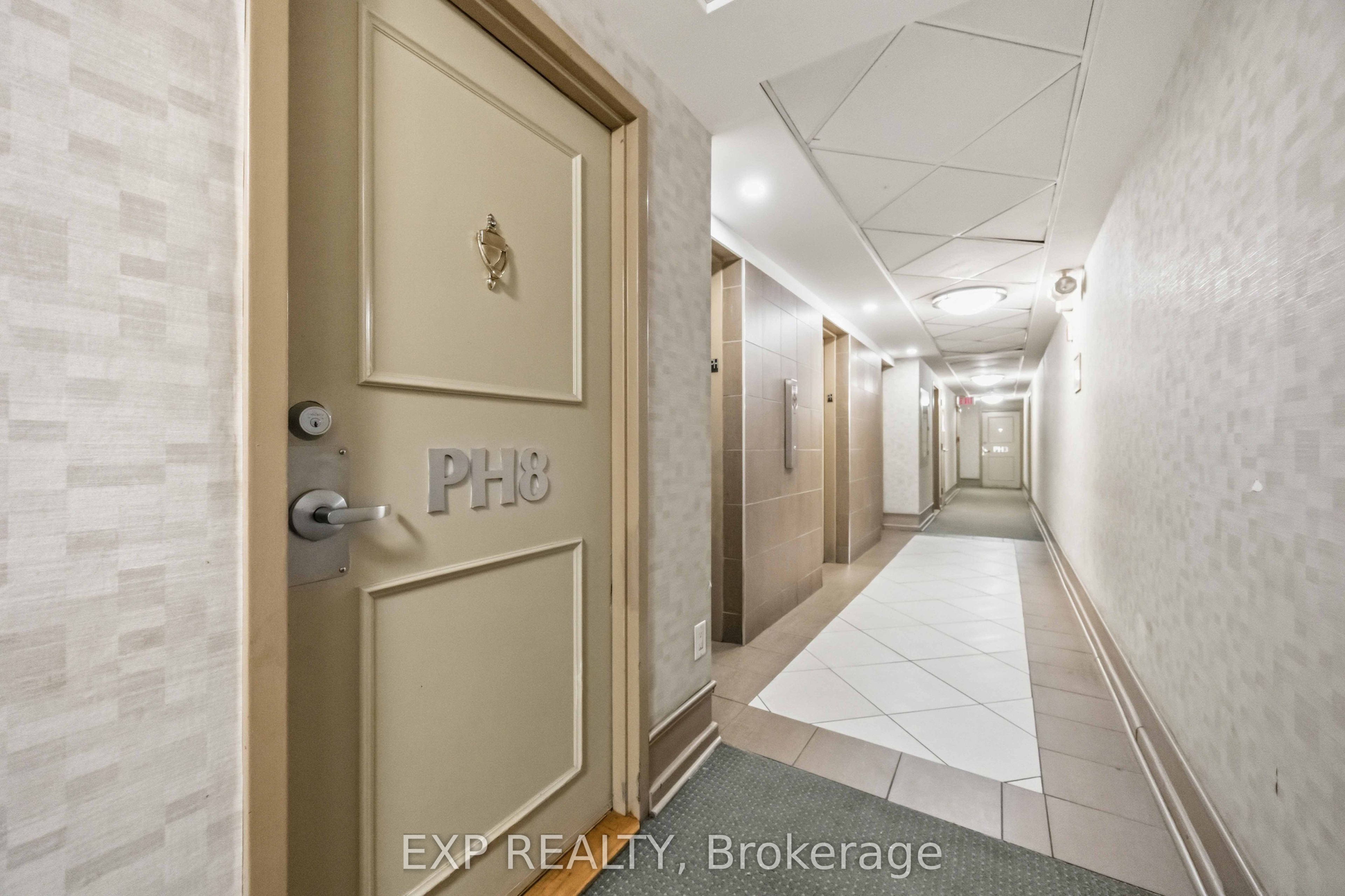 715 Don Mills Road Ph08, Toronto, ON M3C 1S5 photo 4