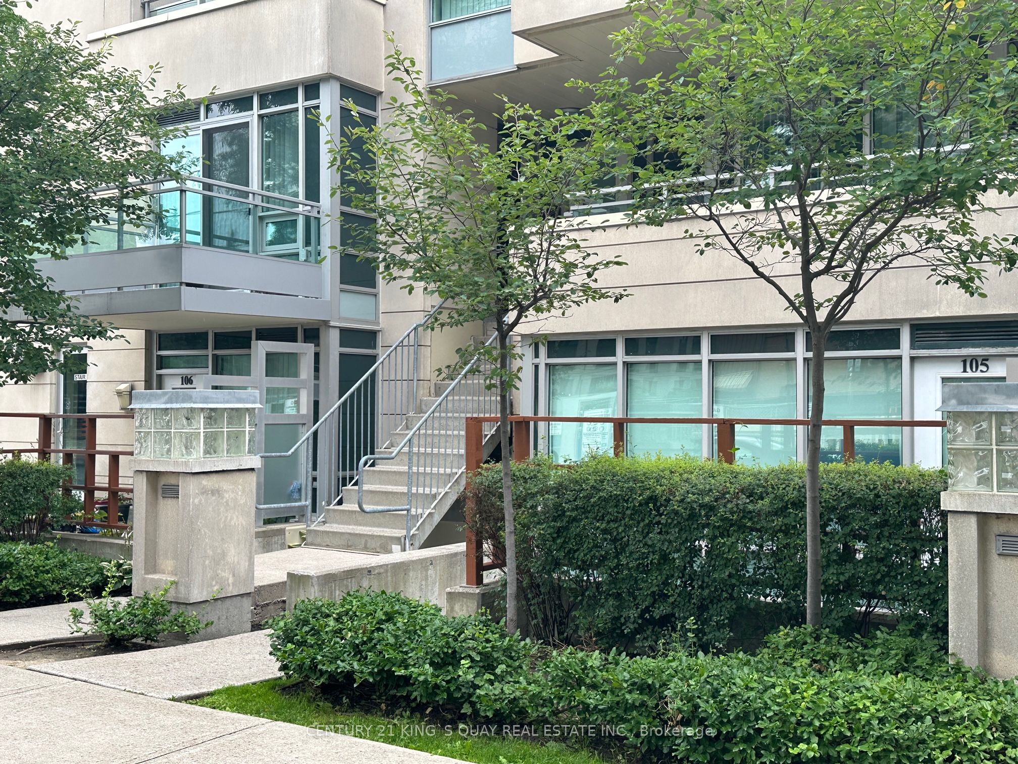 31 Olive Avenue 210, Toronto, ON M2N 4N4