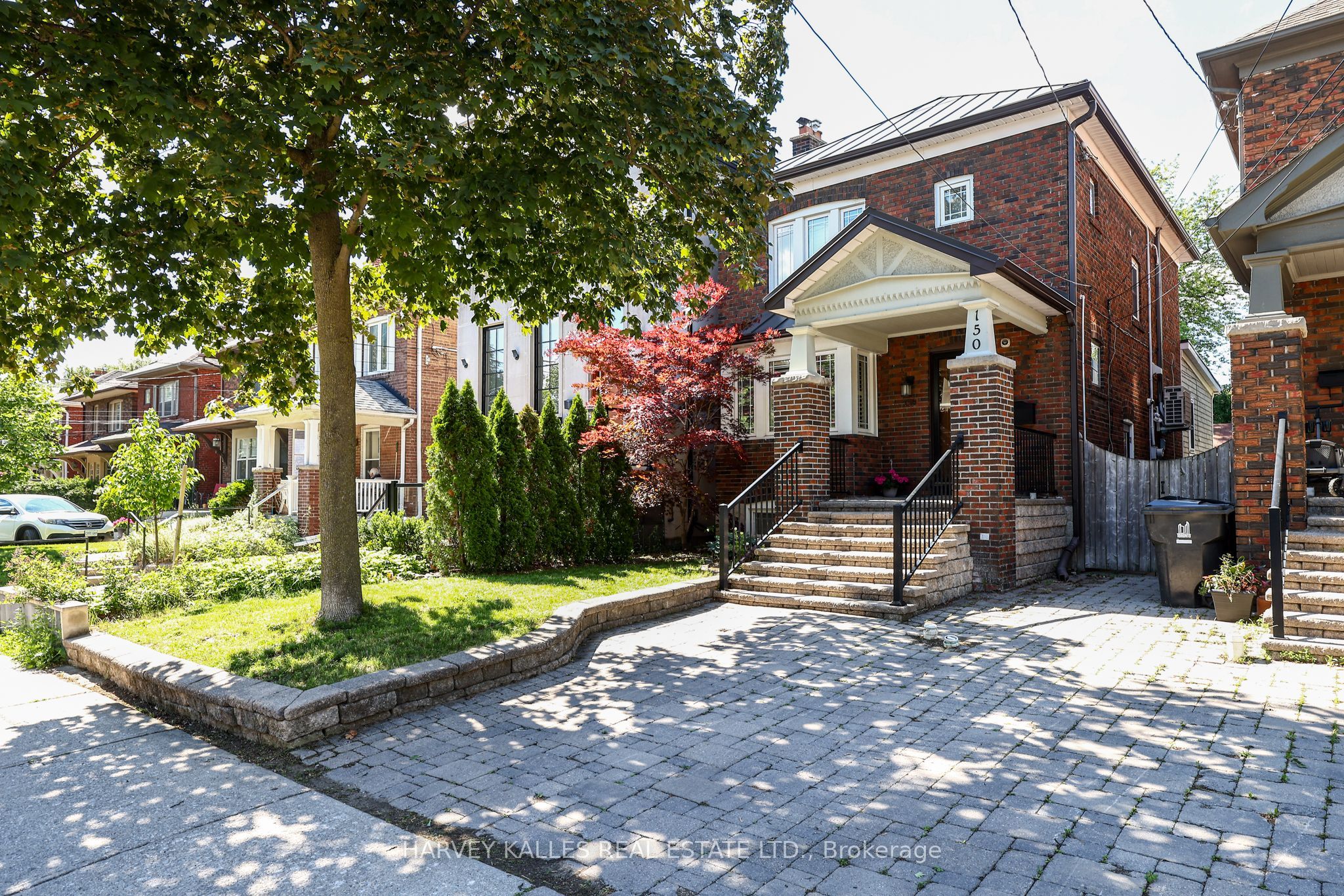 150 Deloraine Avenue, Toronto, ON M5M 2A9