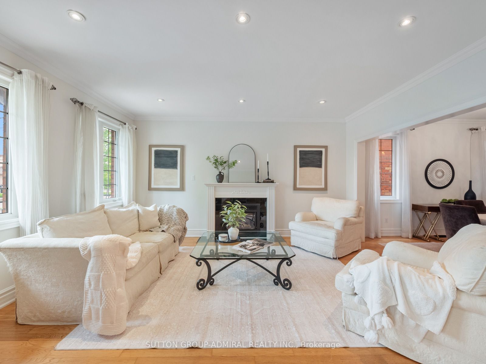 255 Cocksfield Avenue, Toronto, ON M3H 3T6 photo 4