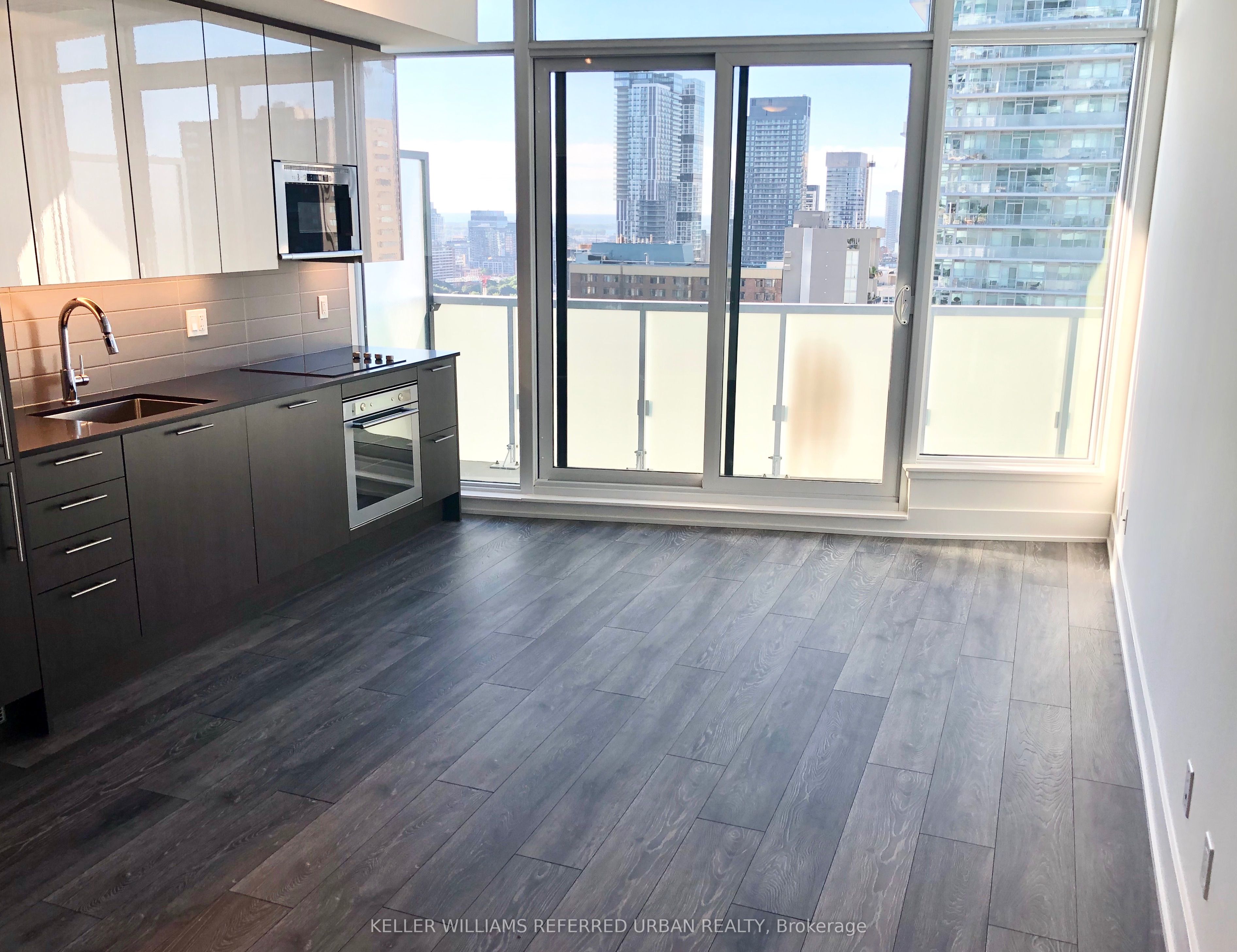403 Church Street 2301, Toronto, ON M4Y 0C9