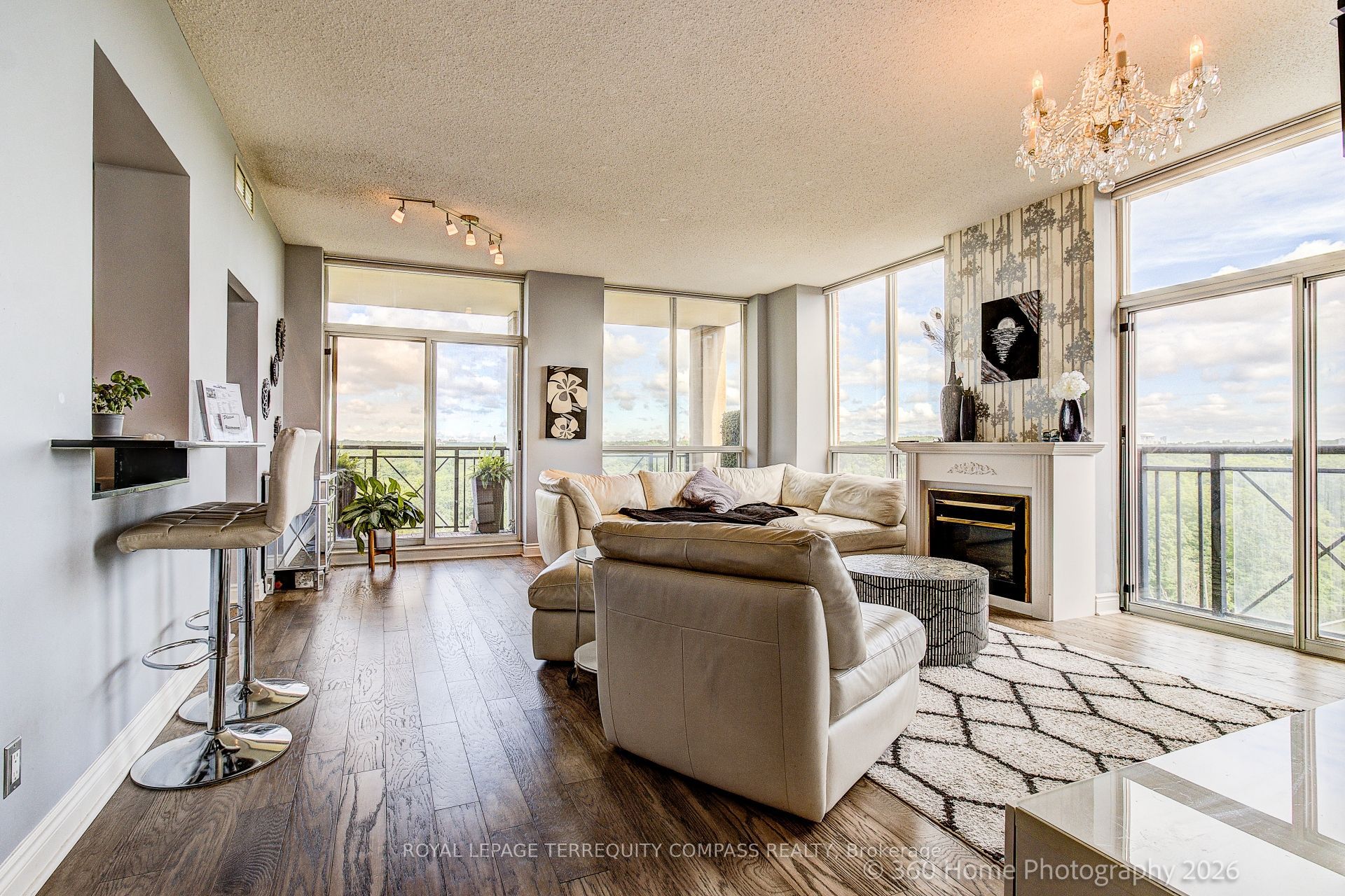1101 Leslie Street 905, Toronto, ON M3C 4G3