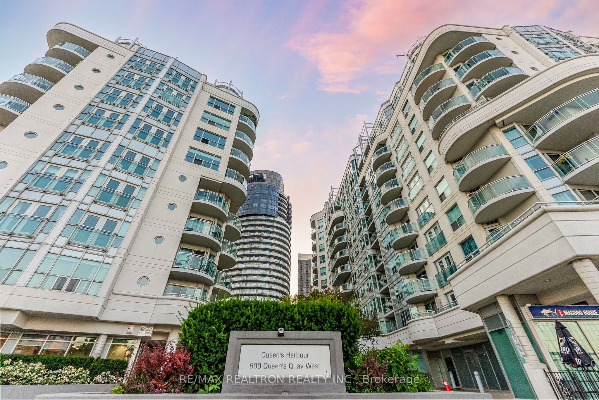 600 Queens Quay W 619, Toronto, ON M5V 3M3 photo 3