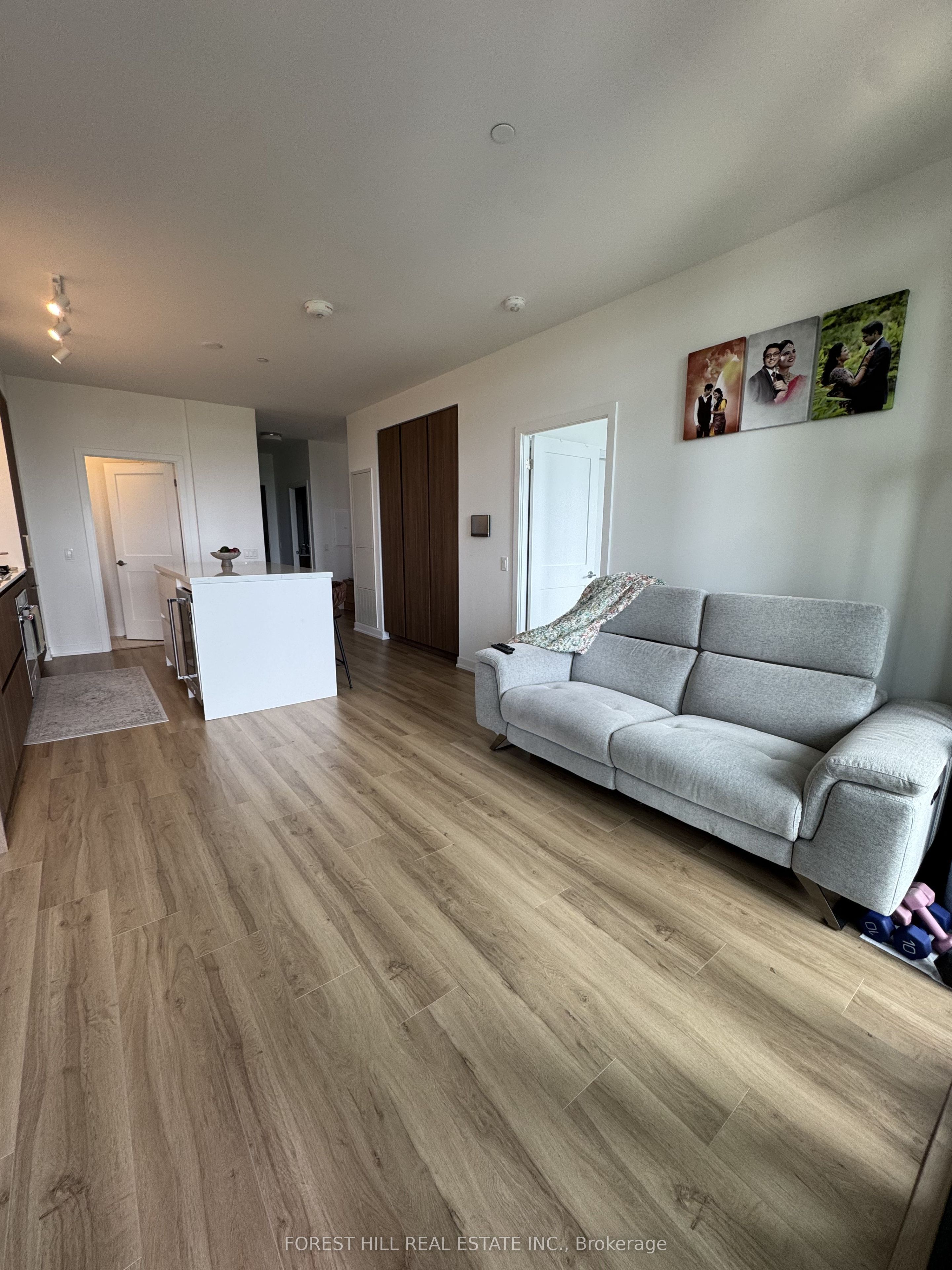 1 Hillsdale Avenue W 609, Toronto, ON M4S 0E5 photo 5