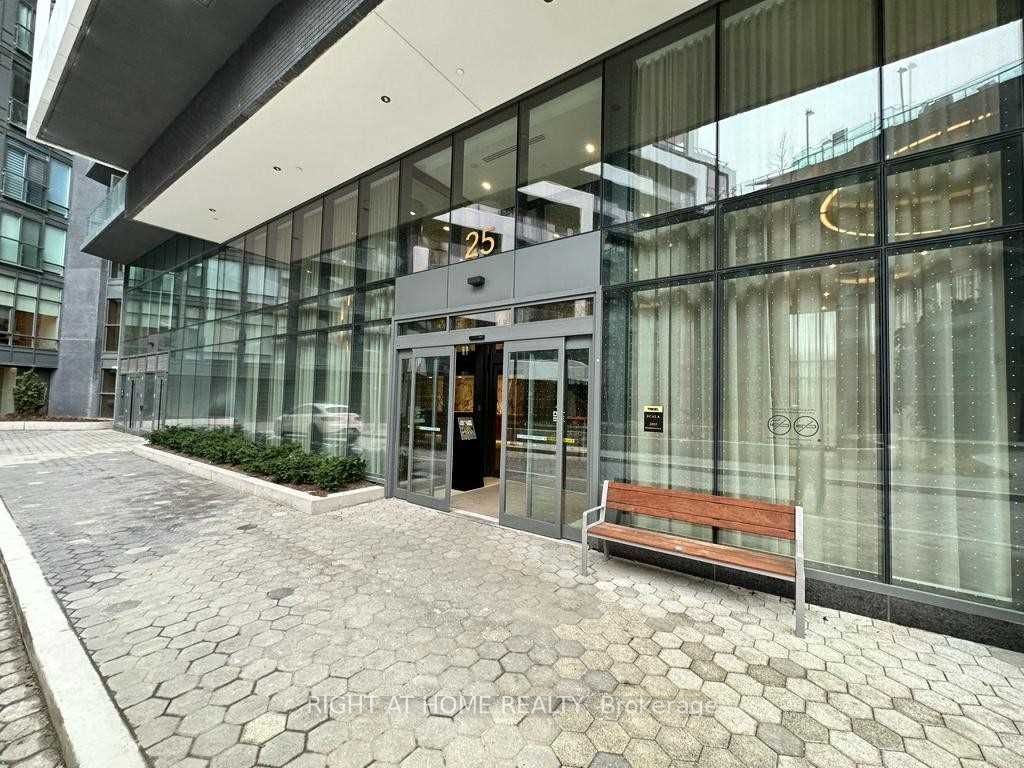 25 Adra Grado Way 1101, Toronto, ON M2J 0H6 photo 2