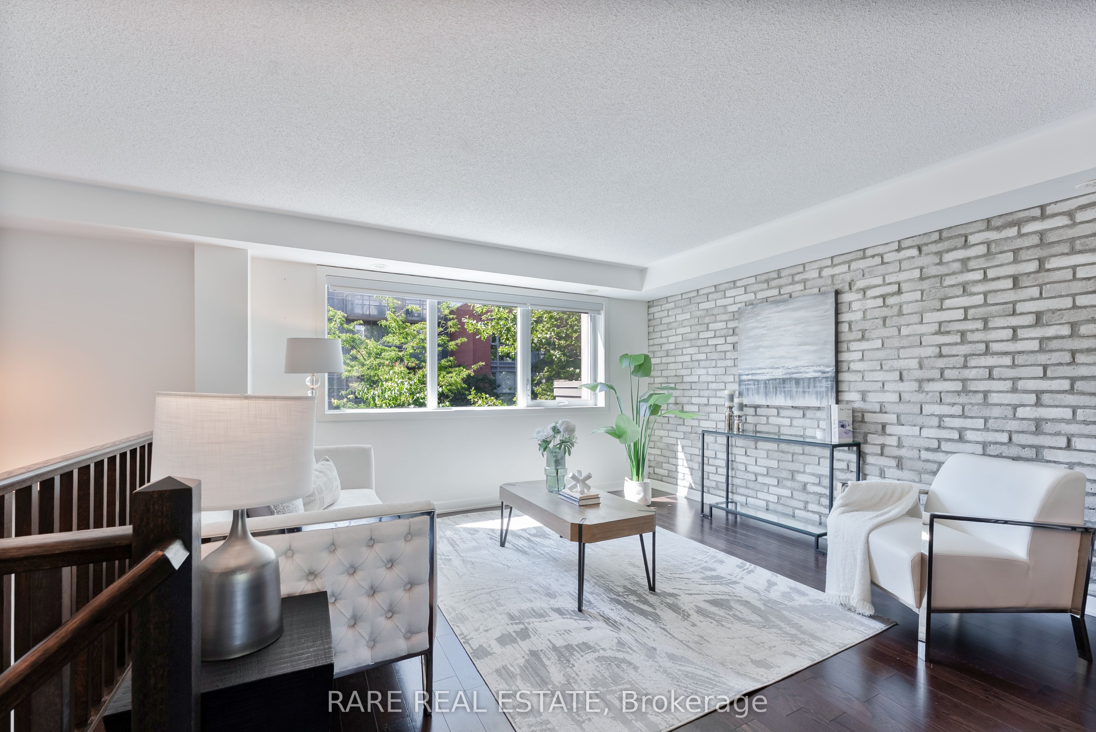 38 Cole Street, Toronto, ON M5A 0A3 photo 2