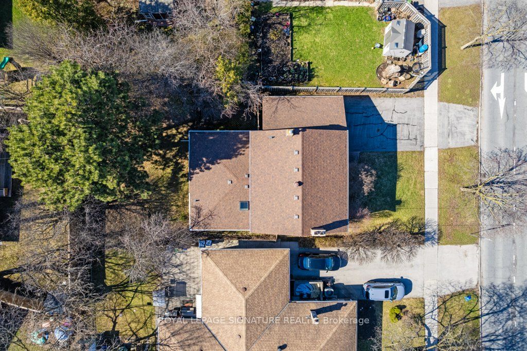8 Underhill Drive, Toronto, ON M3A 2J2 photo 5