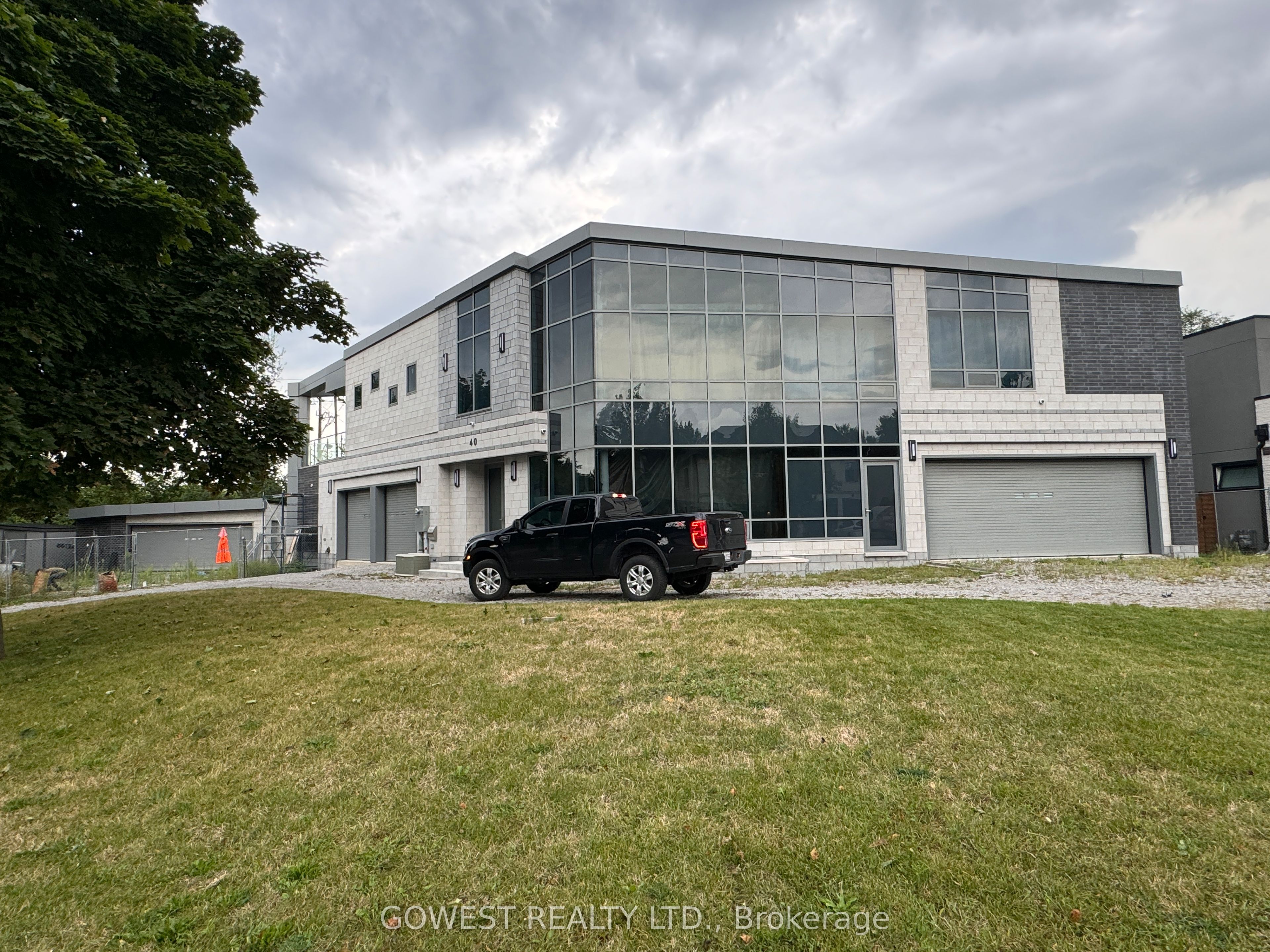40 Tottenham Road, Toronto, ON M3C 2J4 photo 5