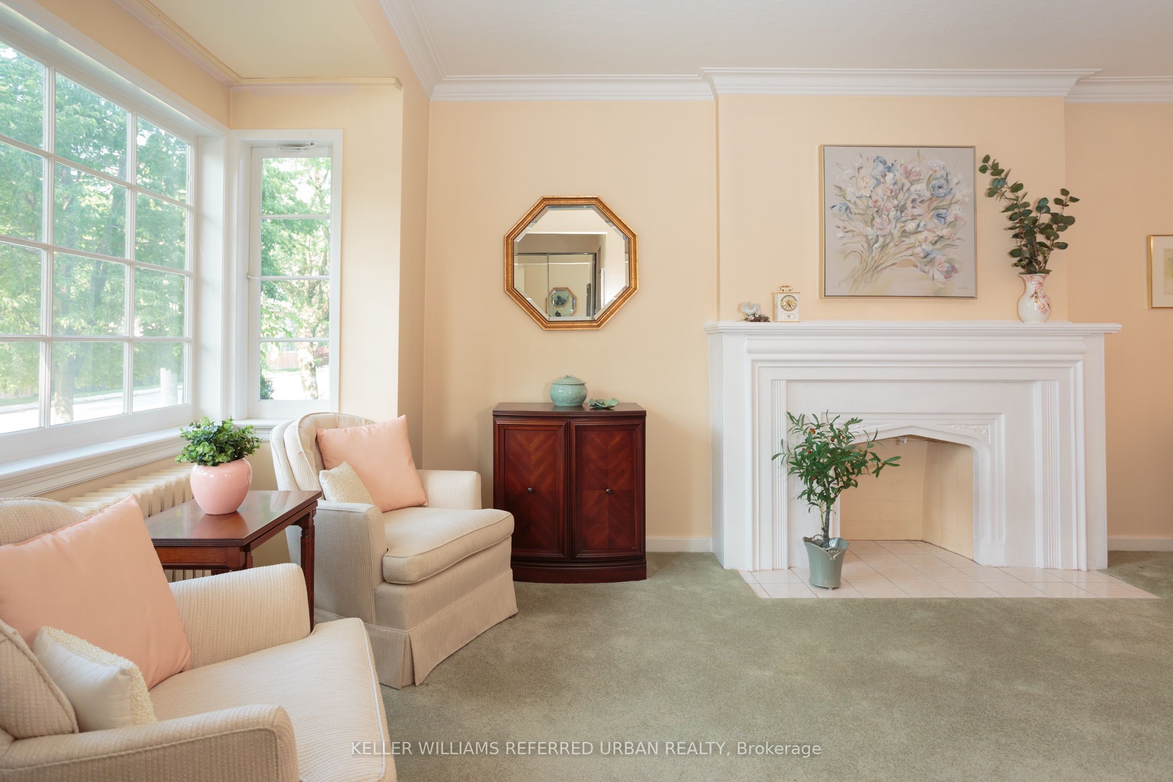 345 Moore Avenue, Toronto, ON M4G 1E2 photo 3