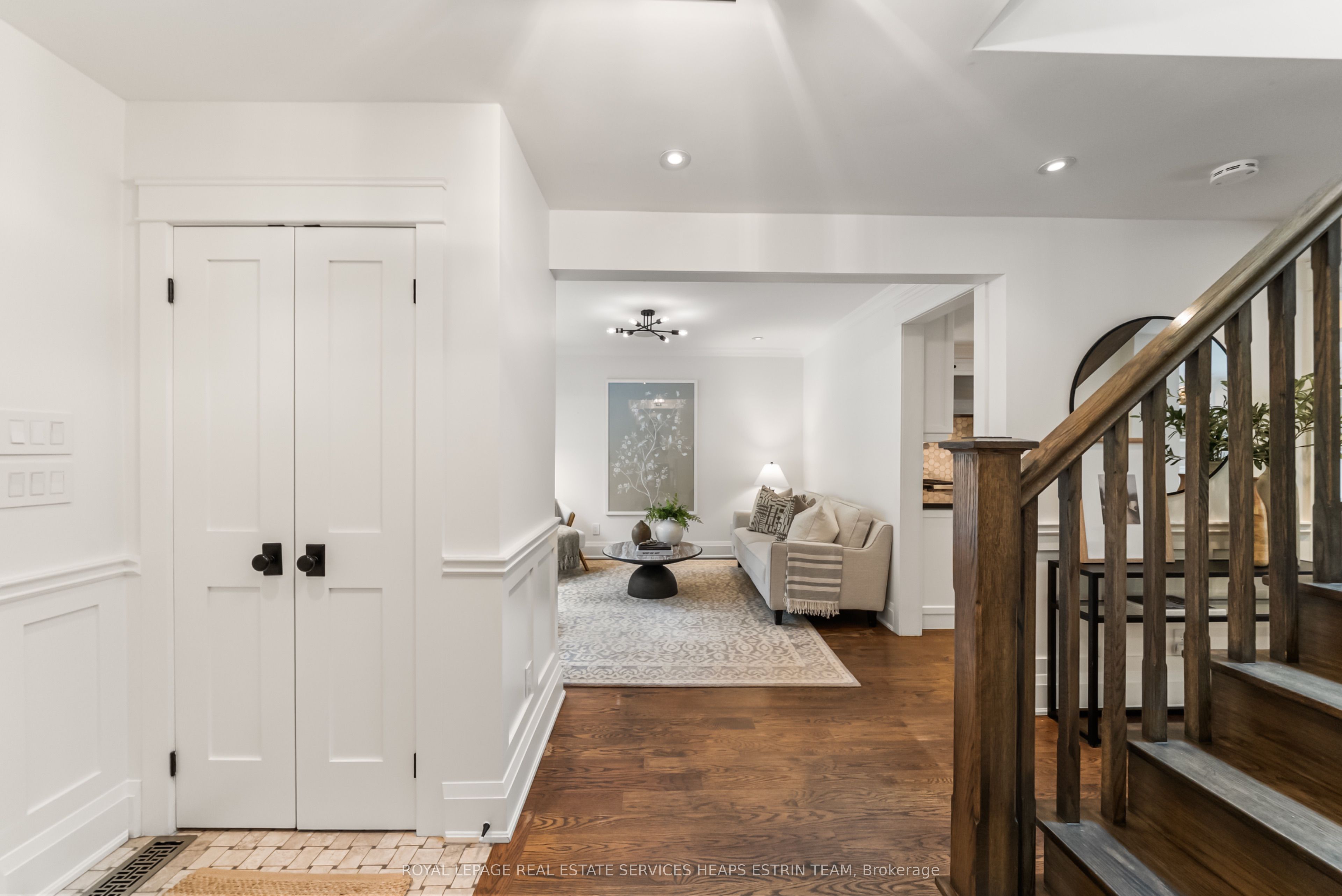 17 Noel Avenue, Toronto, ON M4G 1B2 photo 4
