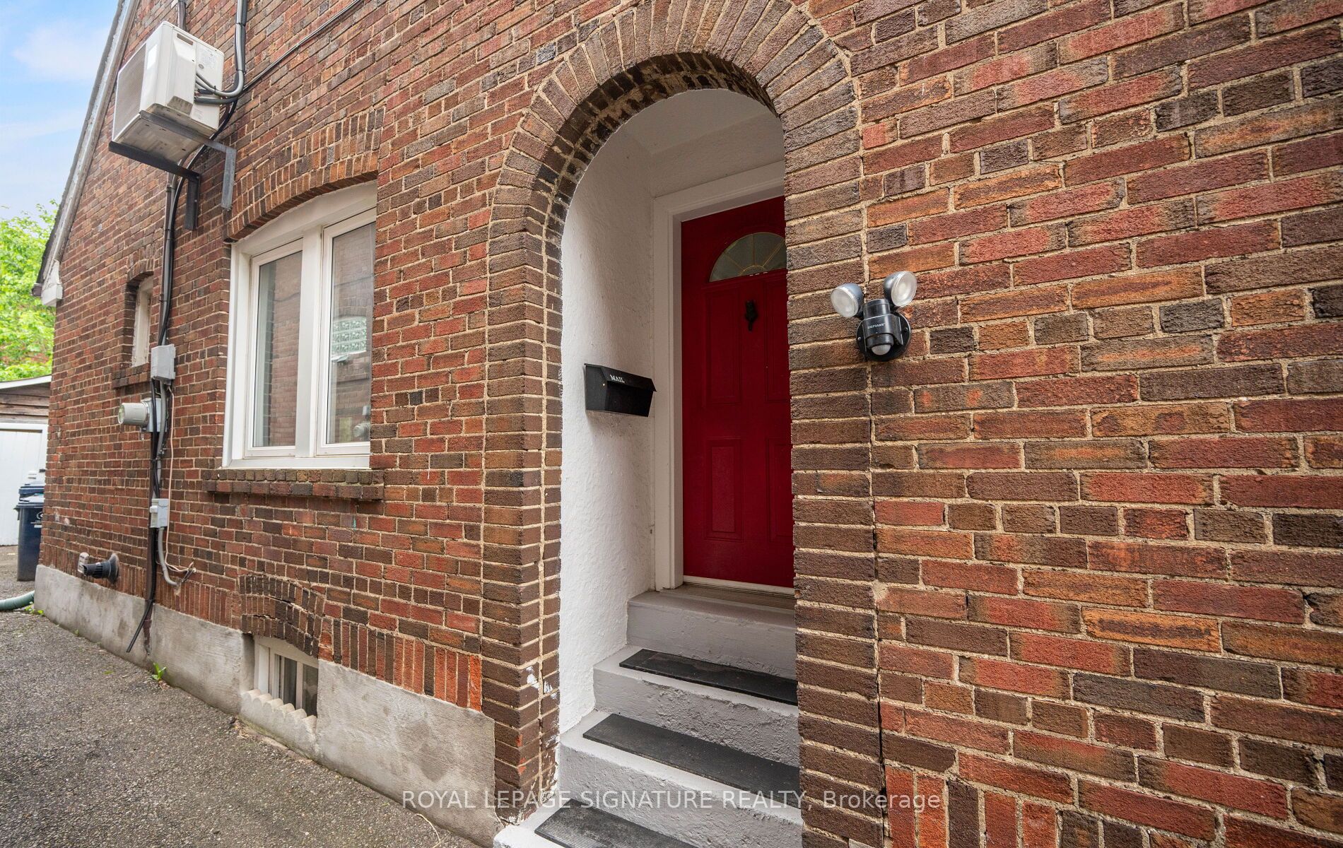 81 Cleveland Street, Toronto, ON M4S 2W4 photo 5