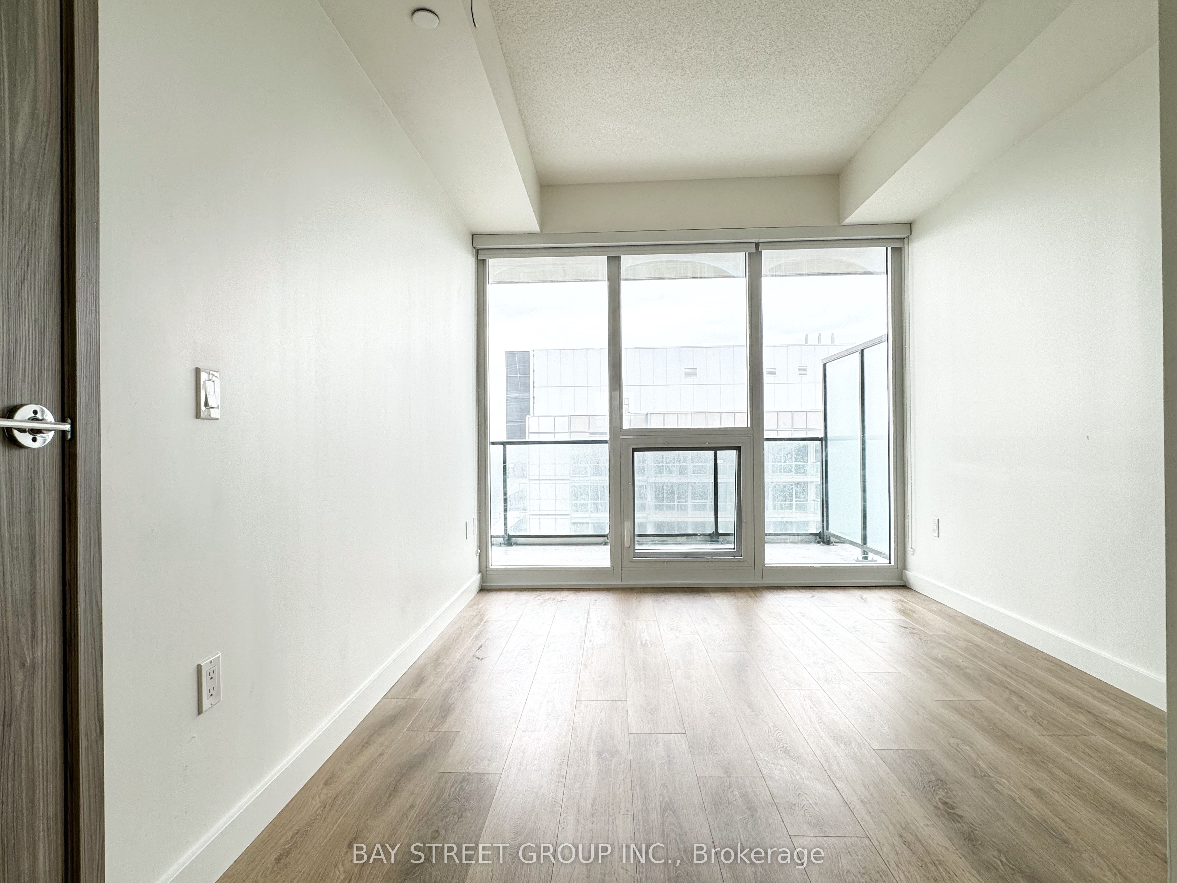 85 Mcmahon Drive 3605, Toronto, ON M2K 0H1 photo 3