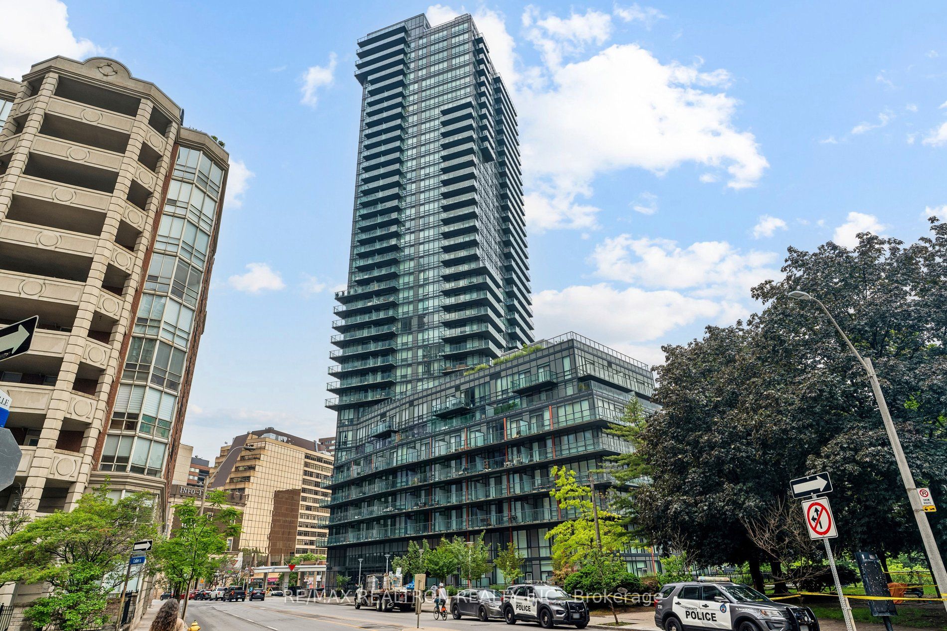 825 Church Street 3102, Toronto, ON M4W 3Z4