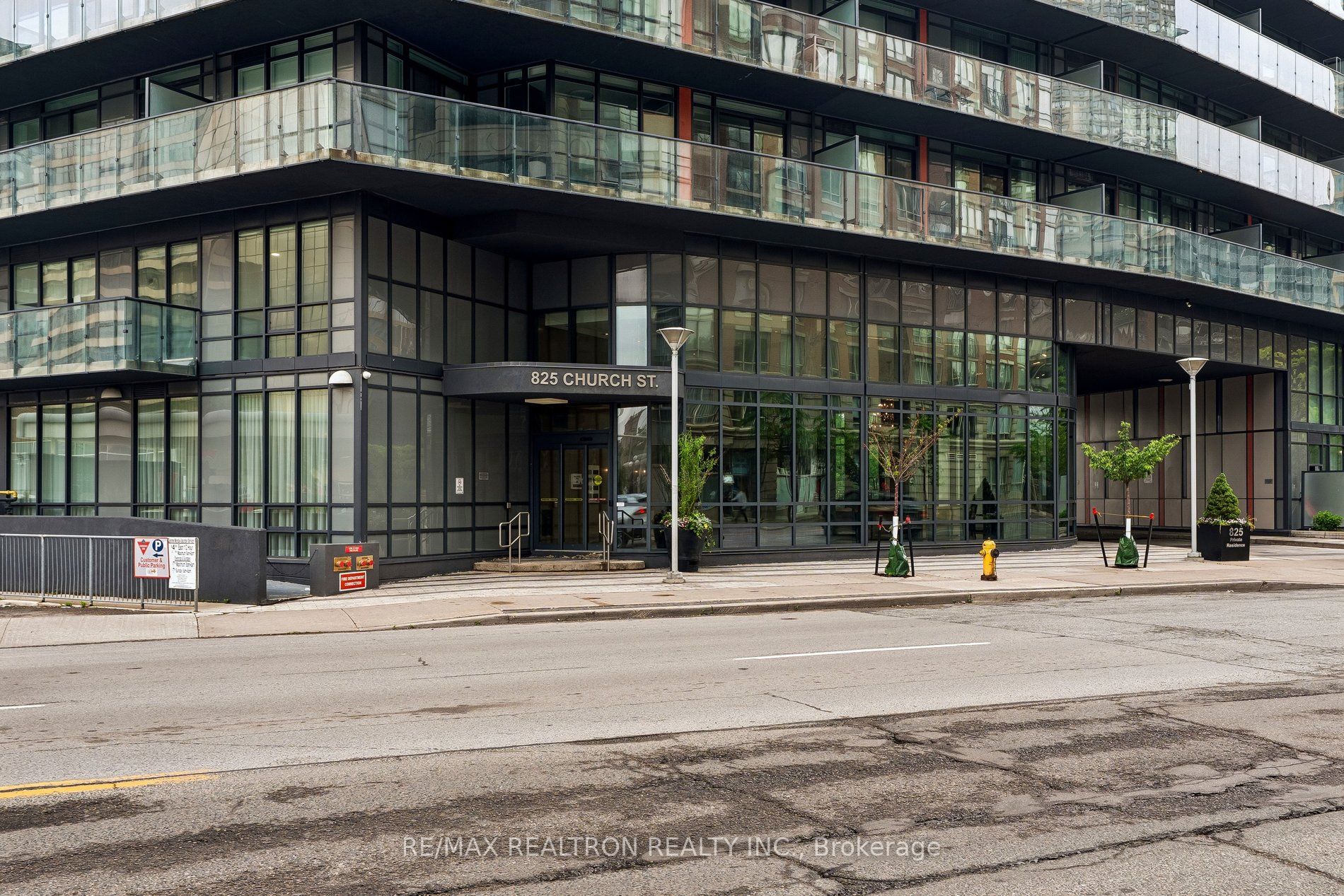 825 Church Street 3102, Toronto, ON M4W 3Z4 photo 2