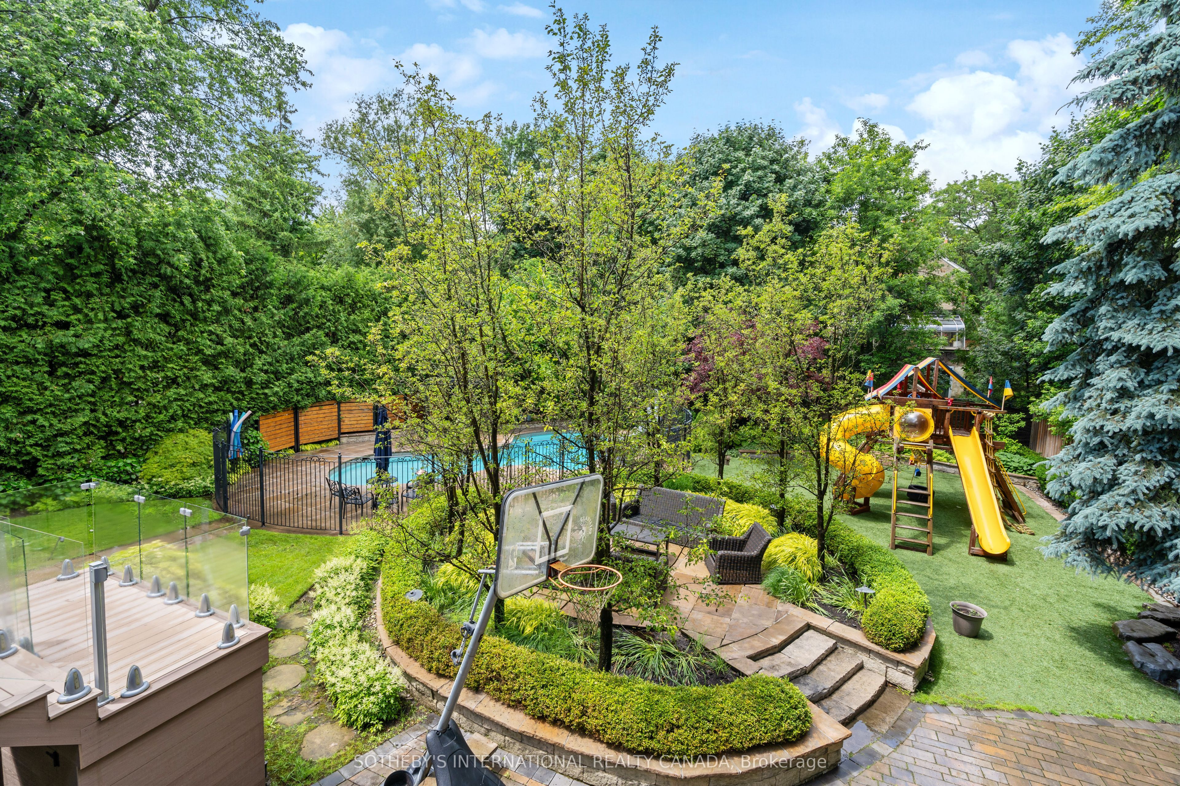 113 Coldstream Avenue, Toronto, ON M5N 1X7 photo 3