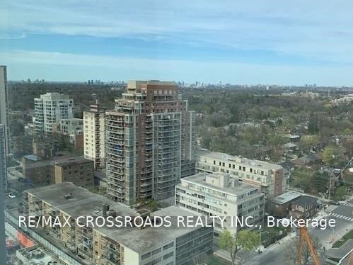 195 Redpath Avenue 1903, Toronto, ON M4P 0E4 photo 2