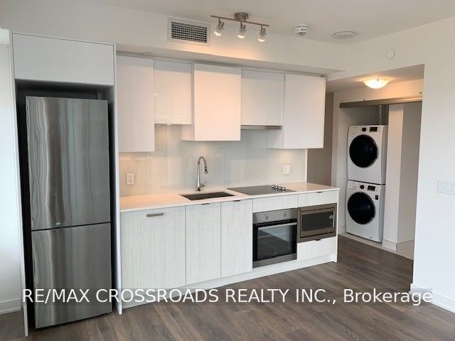 195 Redpath Avenue 1903, Toronto, ON M4P 0E4 photo 4