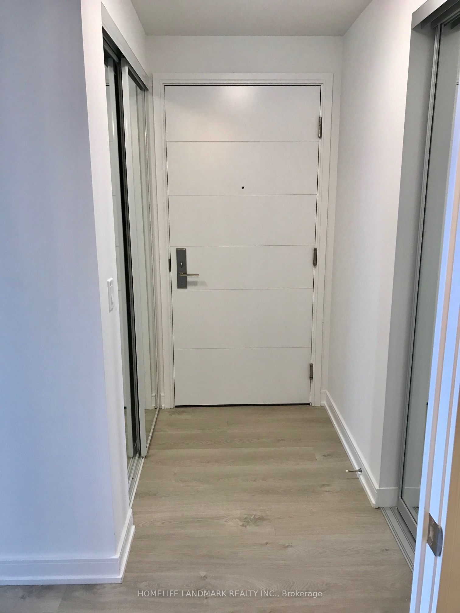 50 WELLESLEY E Street 4007, Toronto, ON M4Y 1G2 photo 2