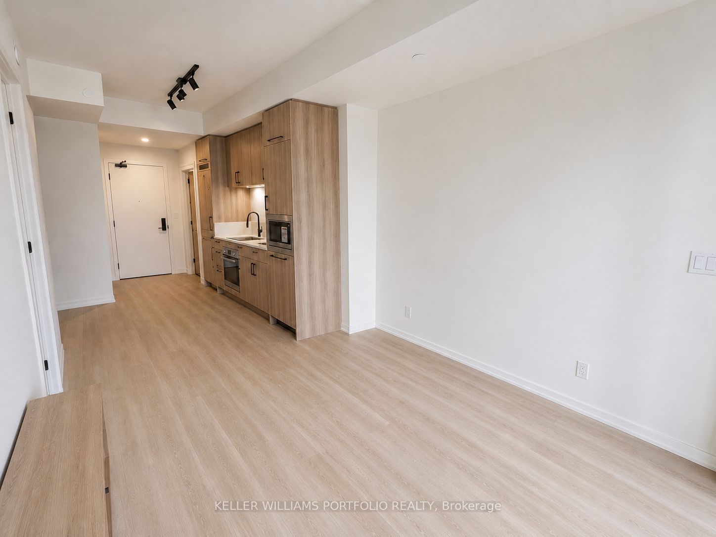 109 Erskine Avenue 1106, Toronto, ON M4P 0G8 photo 5