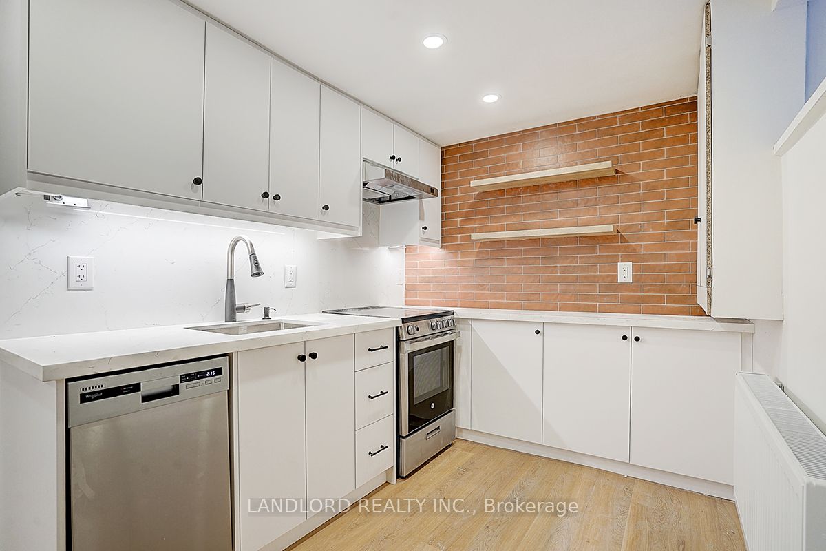 75 Kendal Avenue Lower Unit, Toronto, ON M5R 1L8