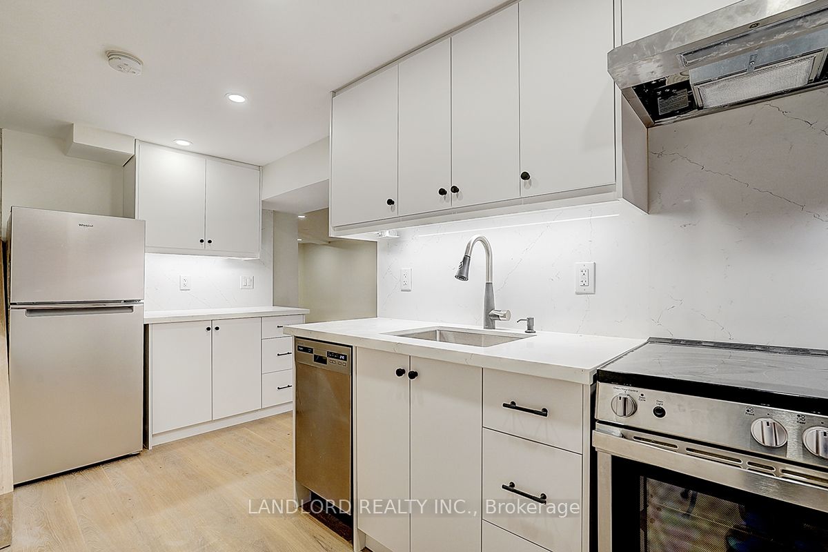 75 Kendal Avenue Lower Unit, Toronto, ON M5R 1L8 photo 5