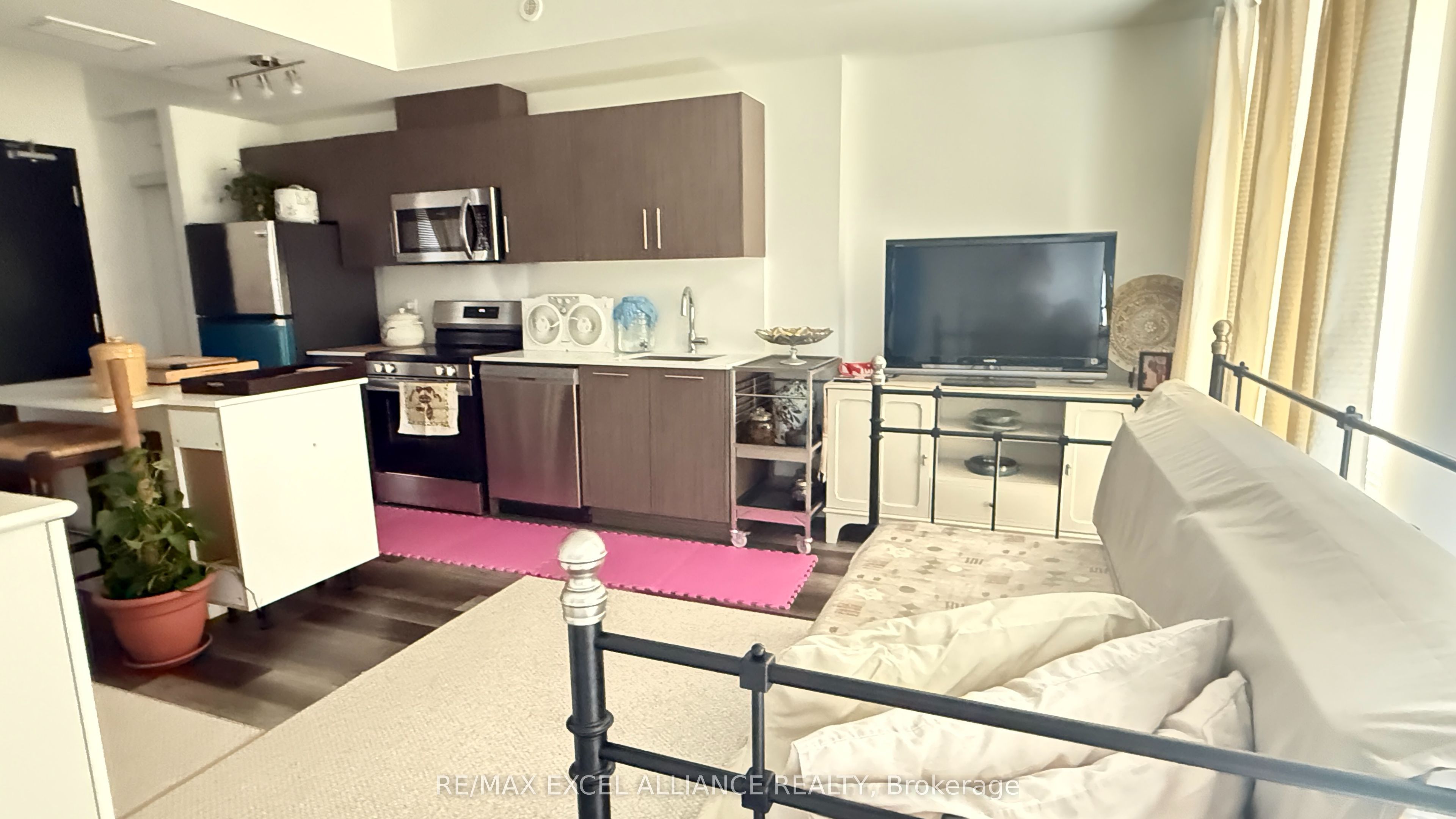 851 Sheppard Ave W Avenue 22, Toronto, ON M3H 2T5 photo 5