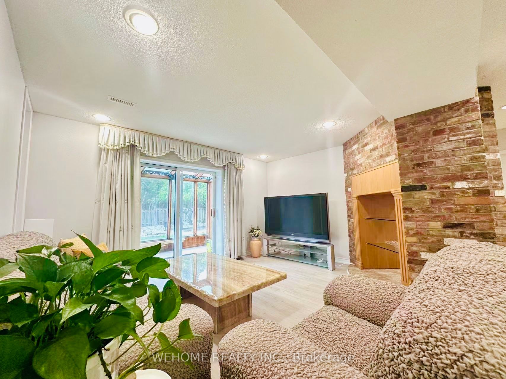 6 Janus Court Basement, Toronto, ON M2H 1S4 photo 4
