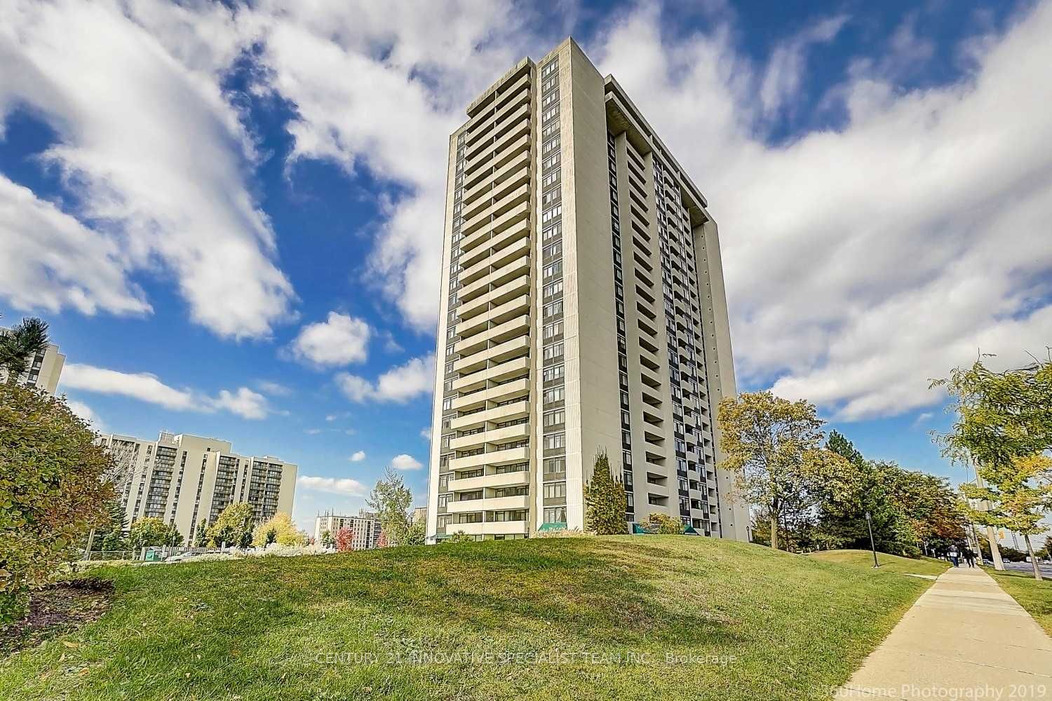 3300 Don Mills Road 2303, Toronto, ON M2J 4X7 photo 2