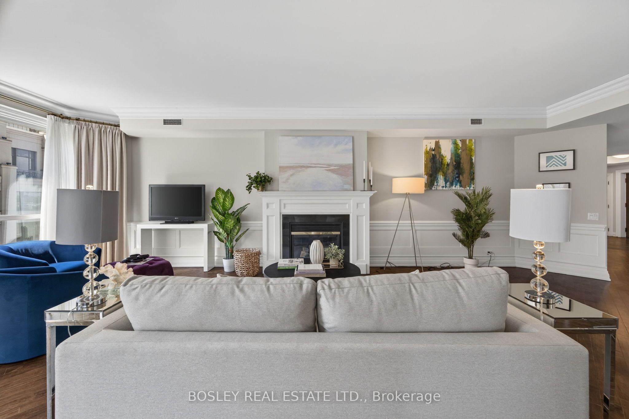 38 Avenue Road 1403, Toronto, ON M5R 2G2 photo 5