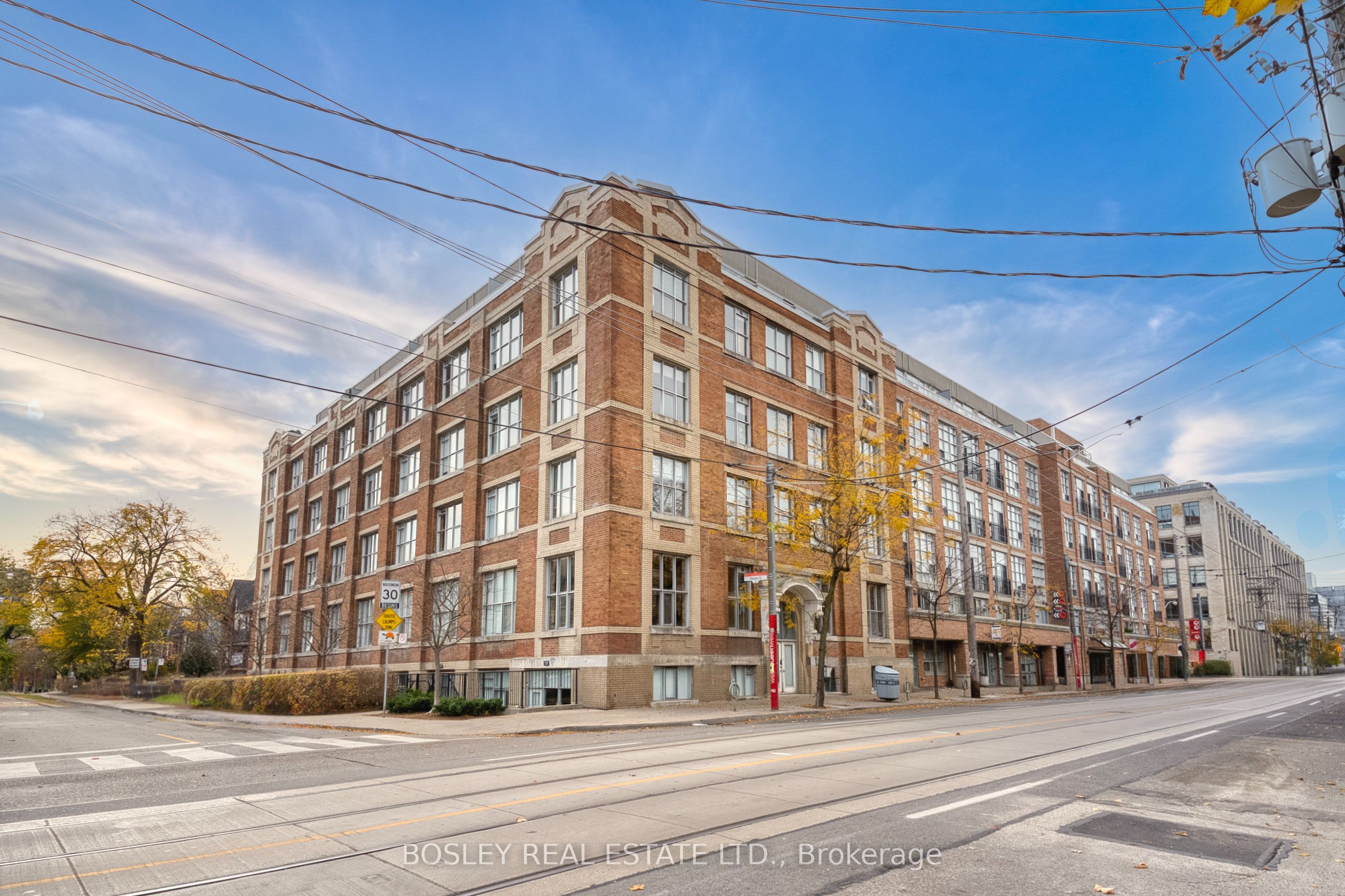 955 Queen Street W 311, Toronto, ON M6J 1G9