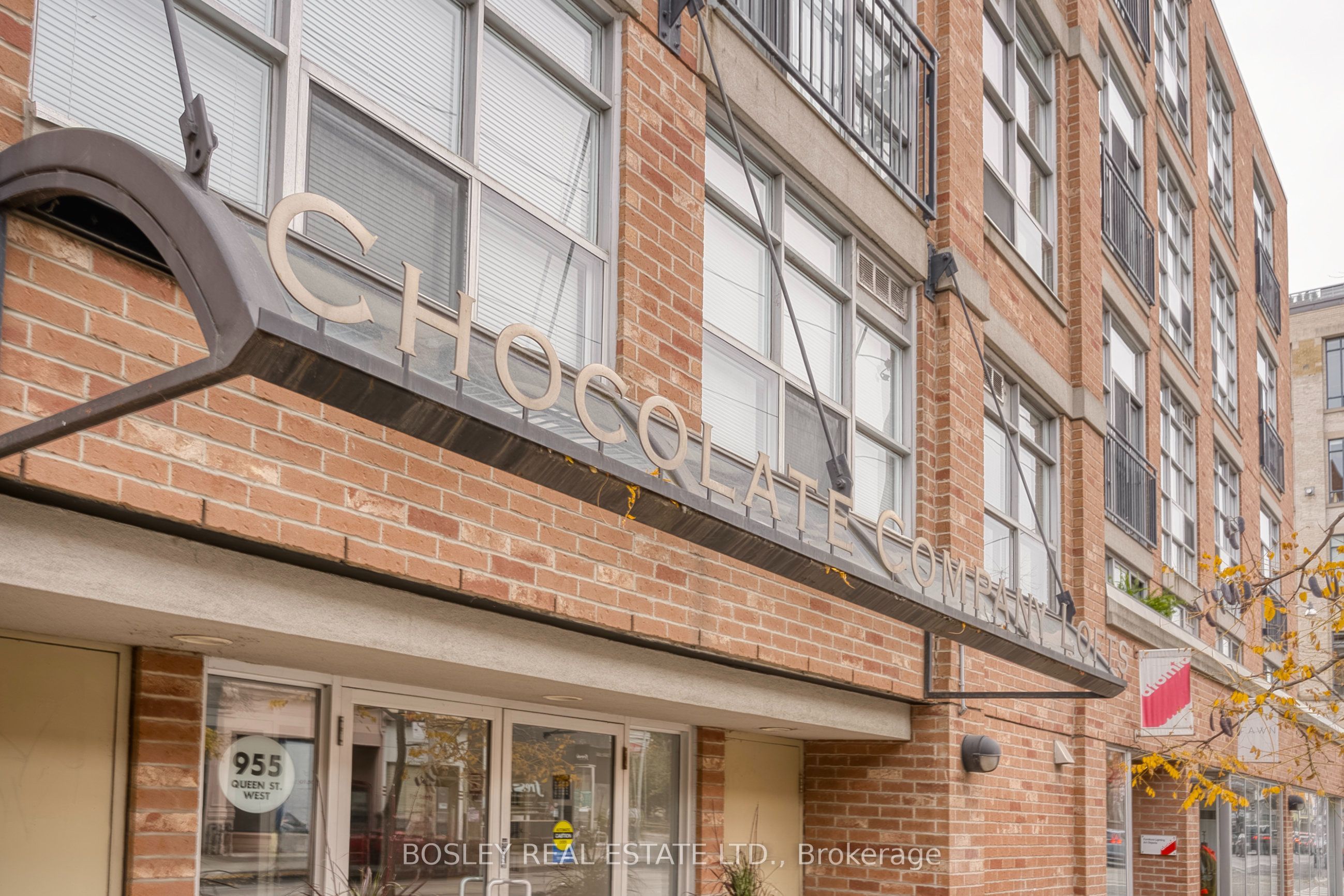 955 Queen Street W 311, Toronto, ON M6J 1G9 photo 5