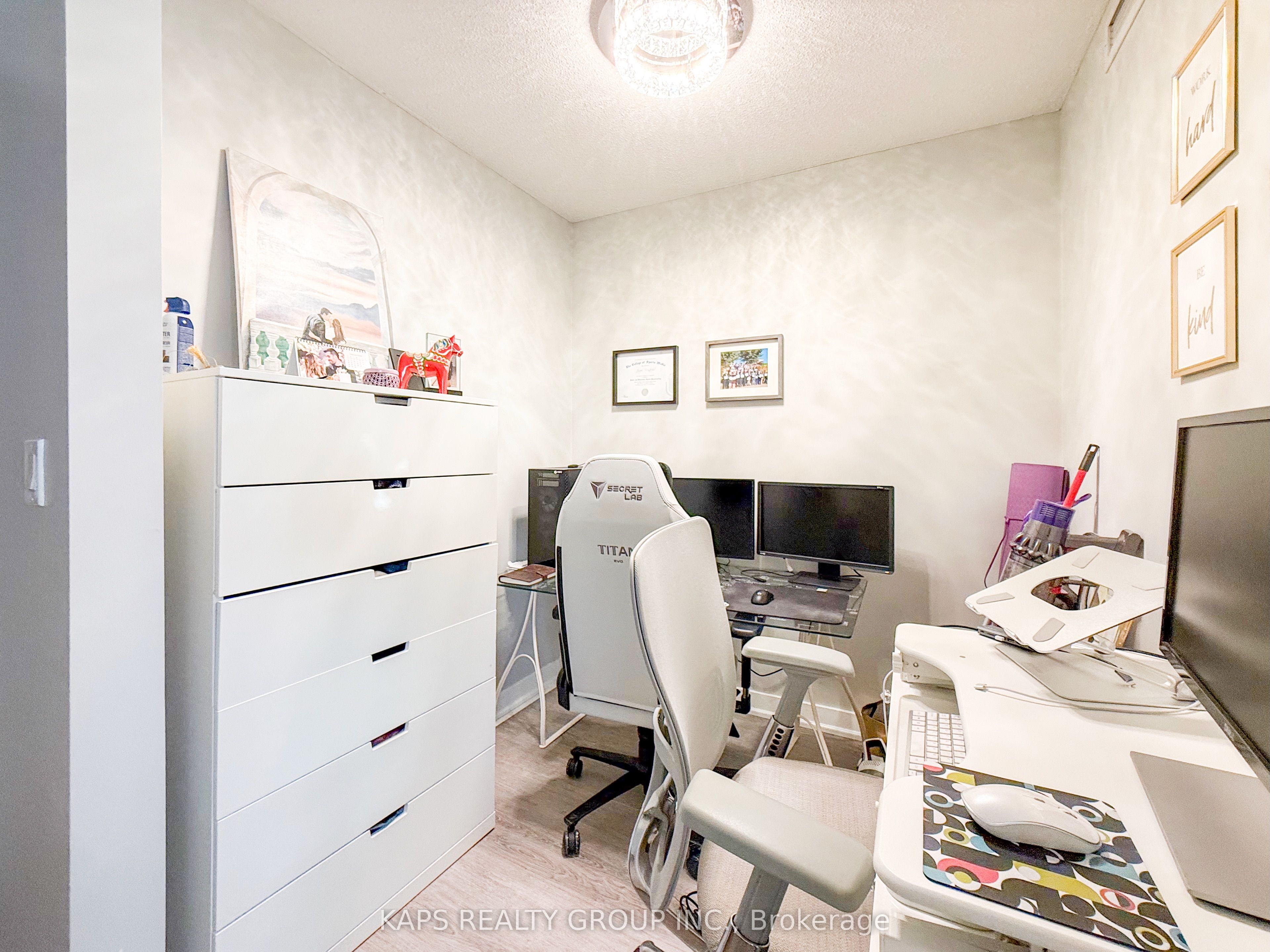 10 Navy Wharf Court 2303, Toronto, ON M5V 3V2 photo 5