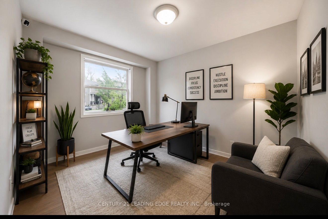 527 Glengarry Avenue, Toronto, ON M5M 1G2 photo 5