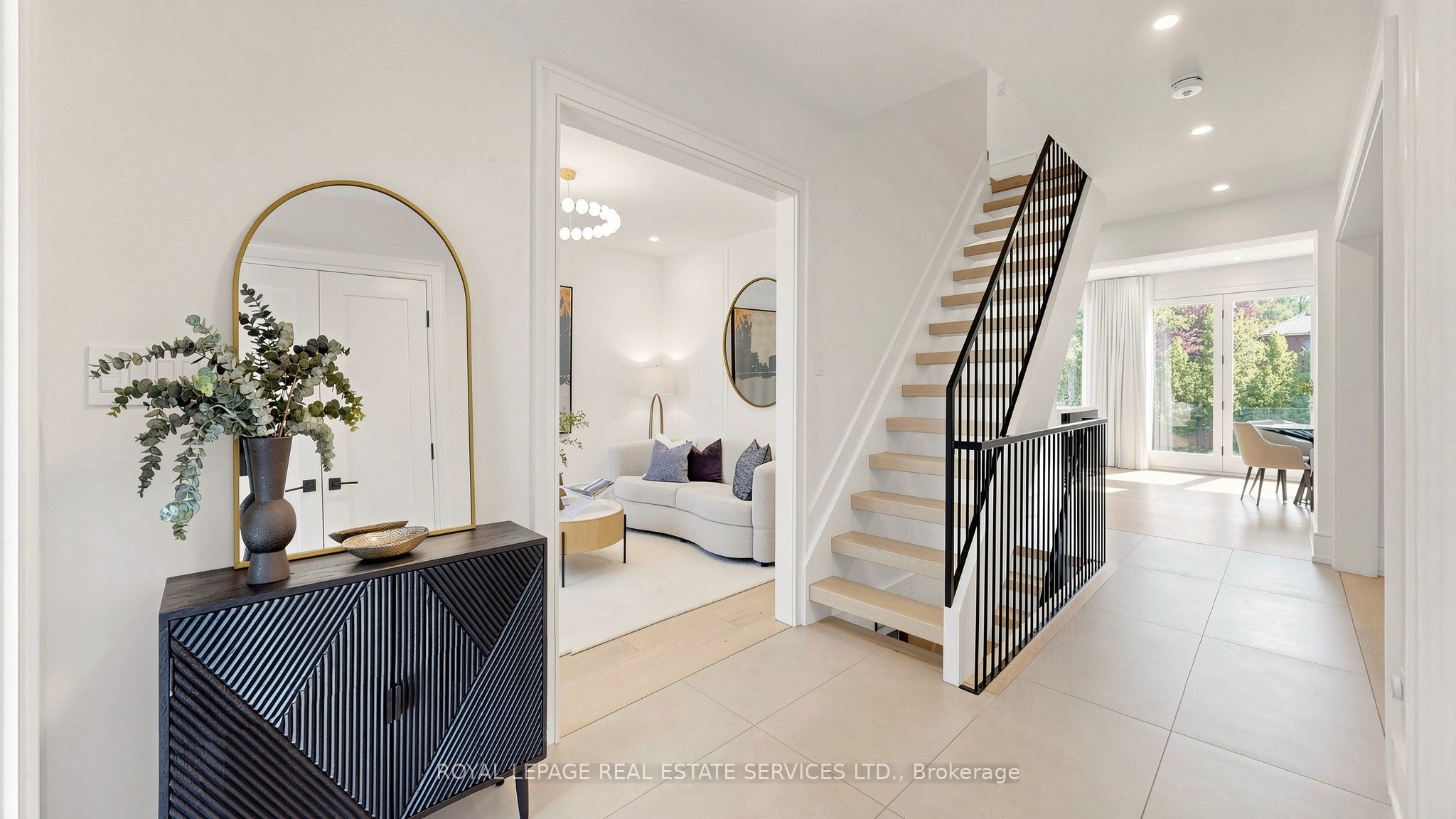 17 Romney Road, Toronto, ON M3H 1H1 photo 3