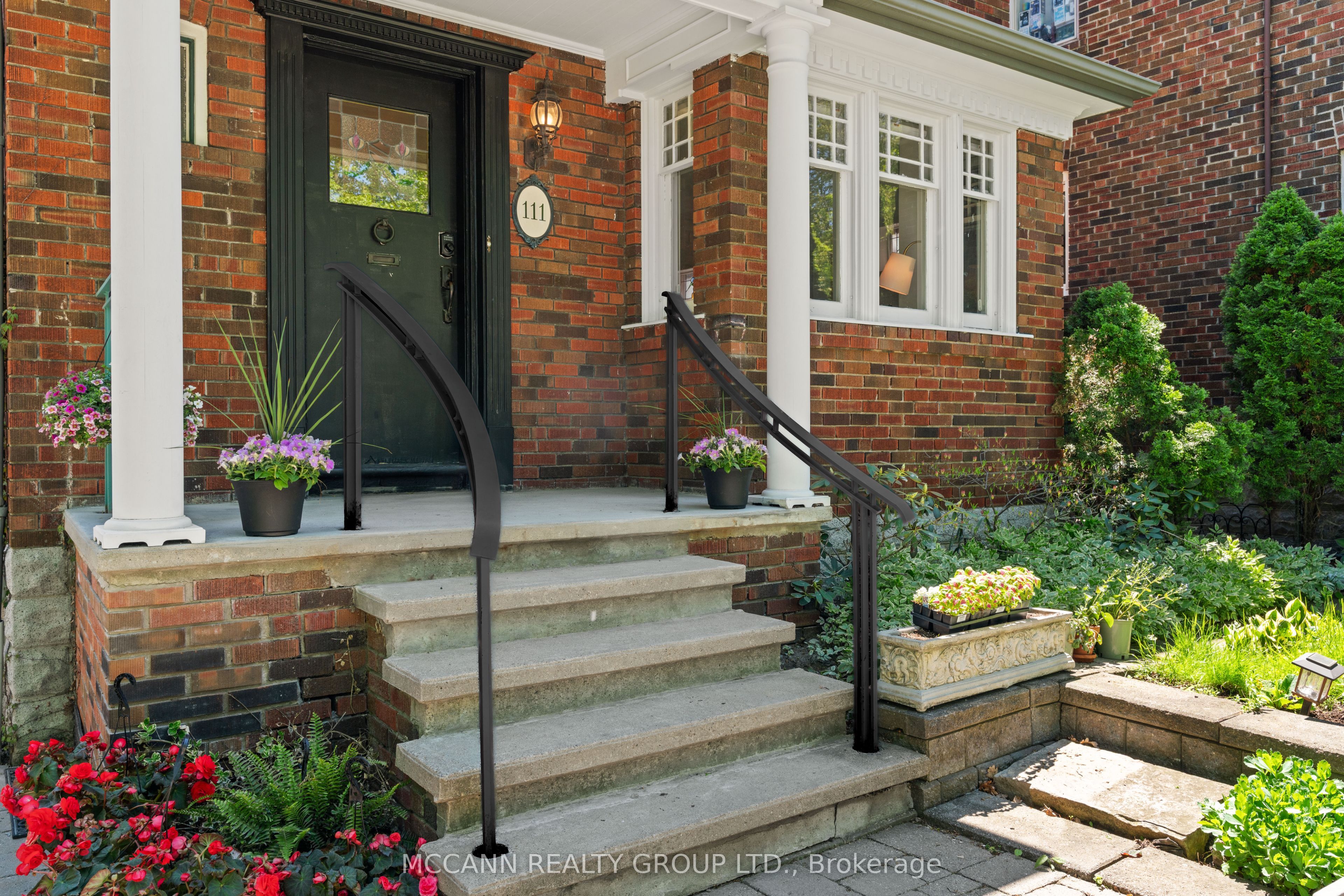 111 Chudleigh Avenue, Toronto, ON M4R 1T5 photo 2