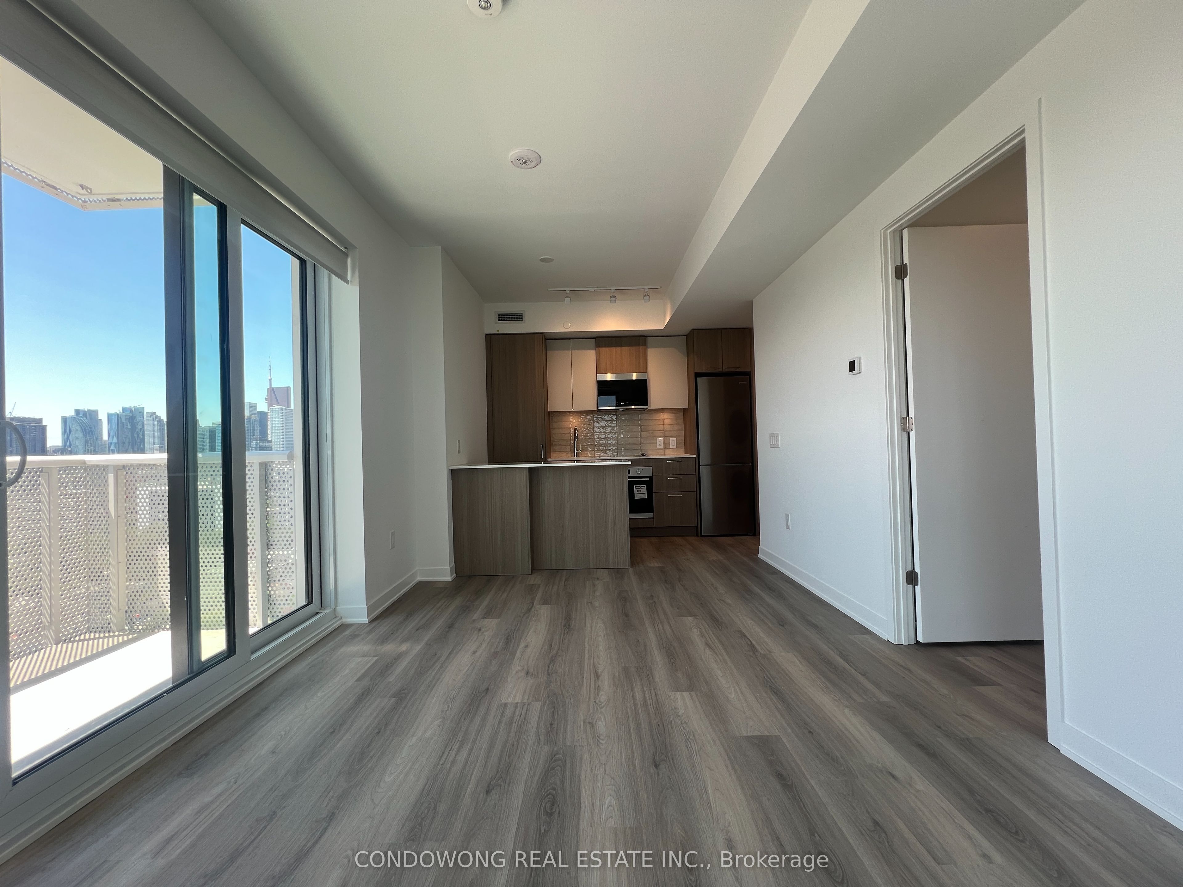 10 Oak Street 2203, Toronto, ON M5A 0Z1 photo 2