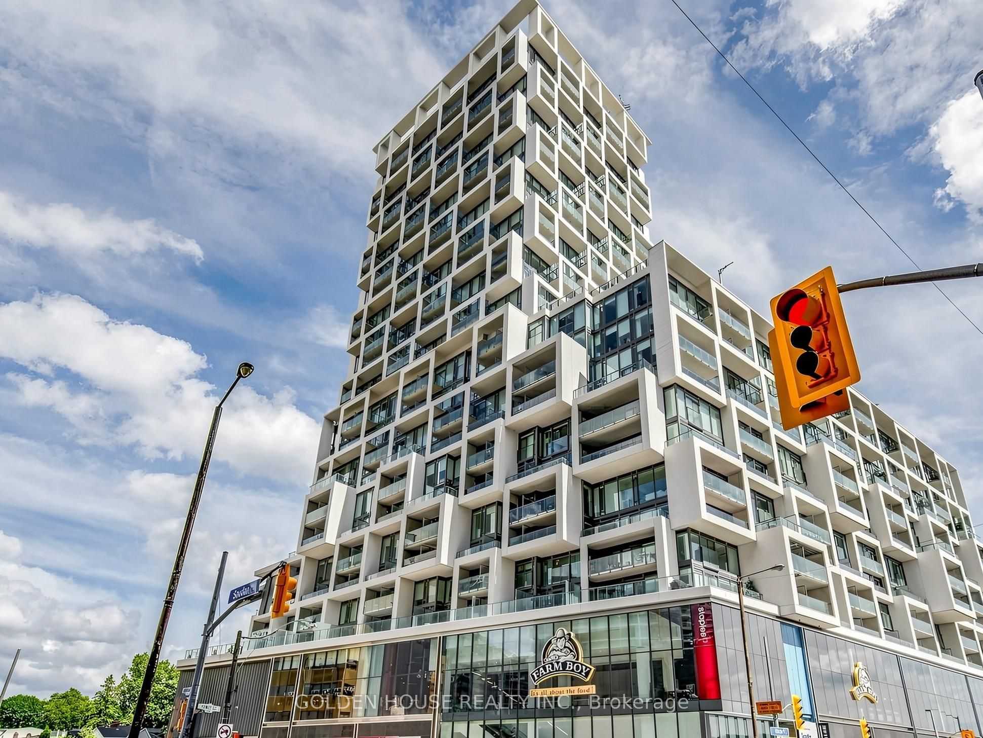 8 Hillsdale Avenue E 735, Toronto, ON M4S 0B2 photo 2