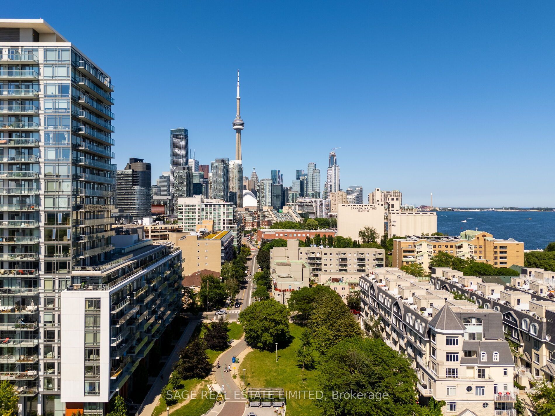 90 Stadium Road 414, Toronto, ON M5V 3W5 photo 5