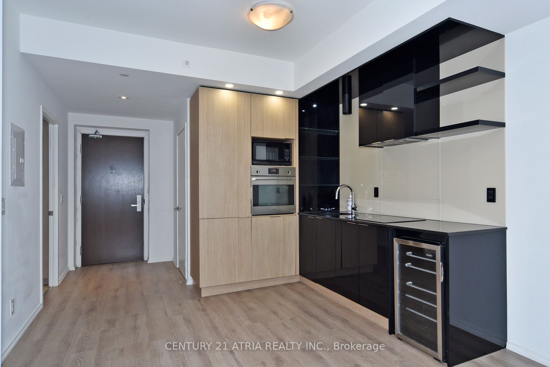 70 Temperance Street 5109, Toronto, ON M5H 4E8 photo 4
