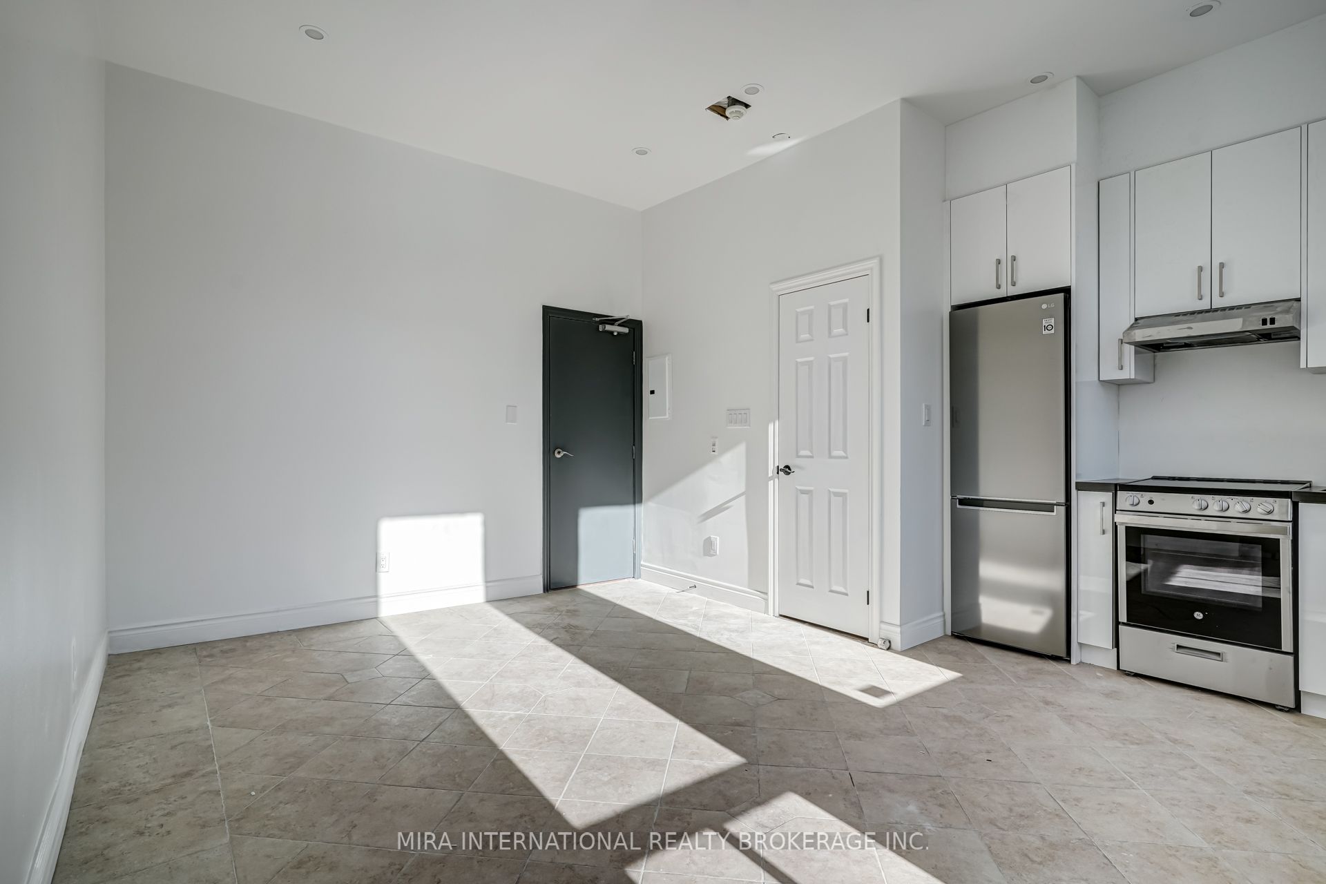 180 Sherbourne Street 103, Toronto, ON M5A 2R7 photo 4