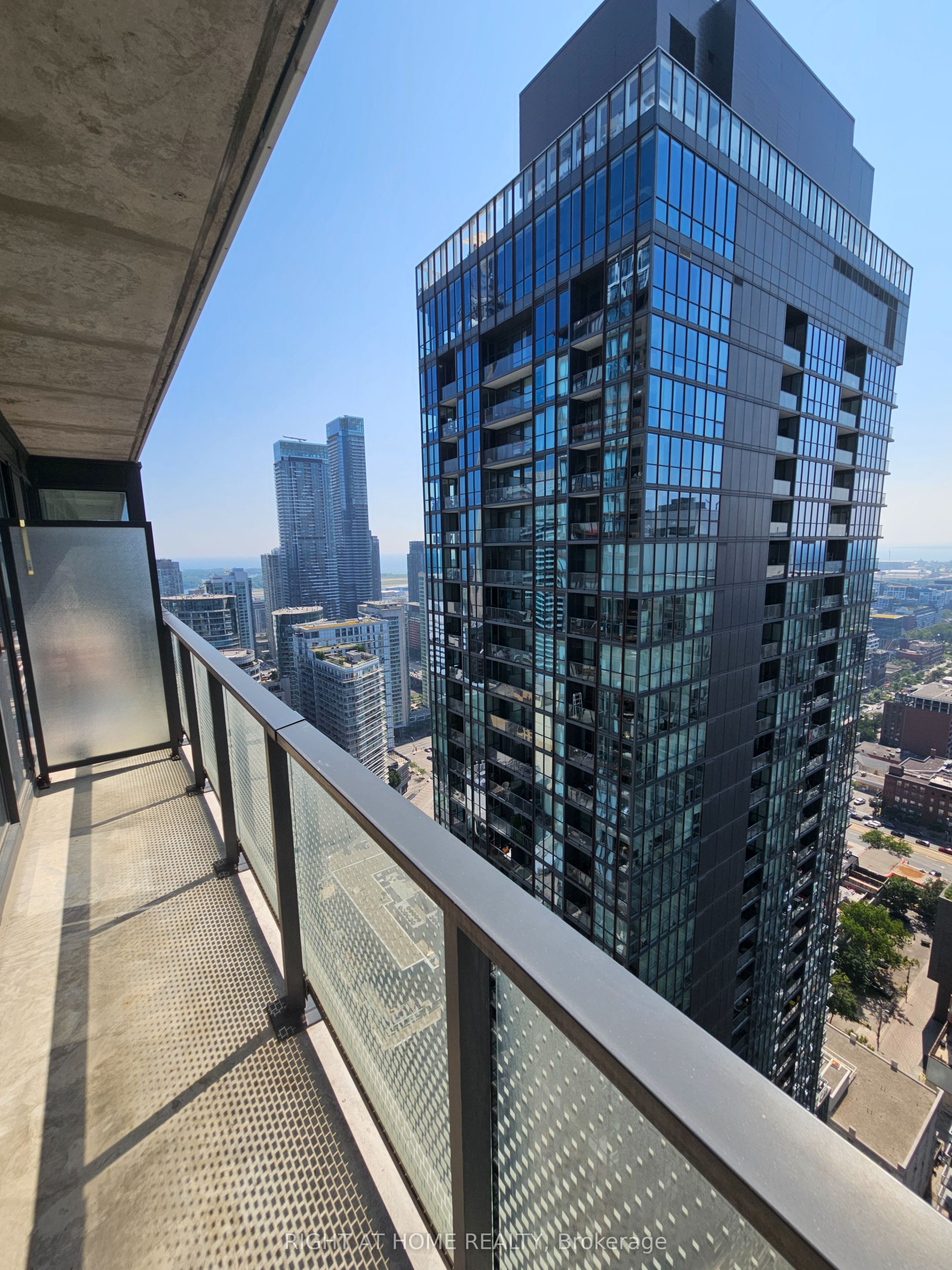 115 Blue Jays Way 4308, Toronto, ON M5V 0N4 photo 5