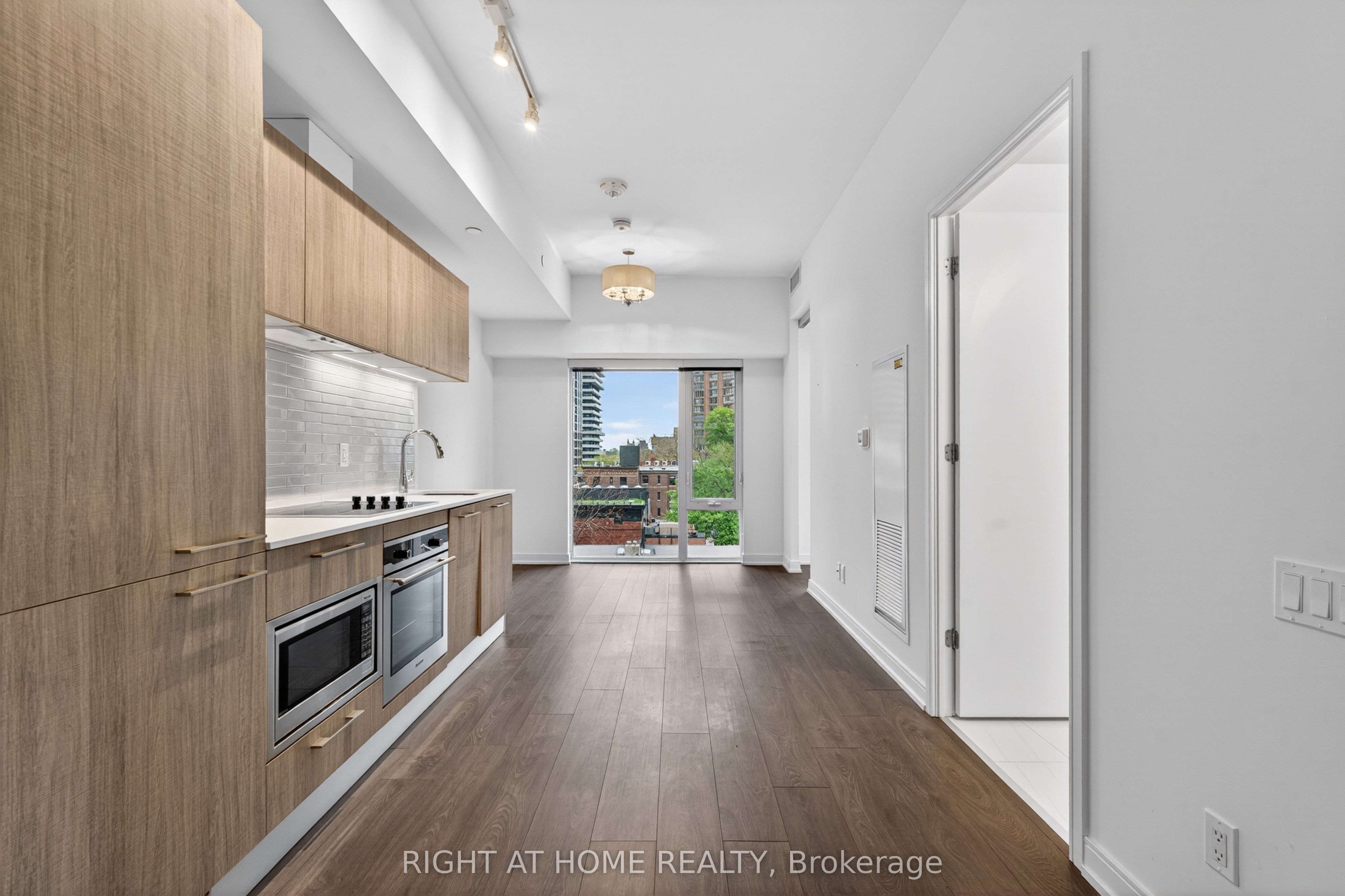 3 Gloucester Street 512, Toronto, ON M4Y 0C6