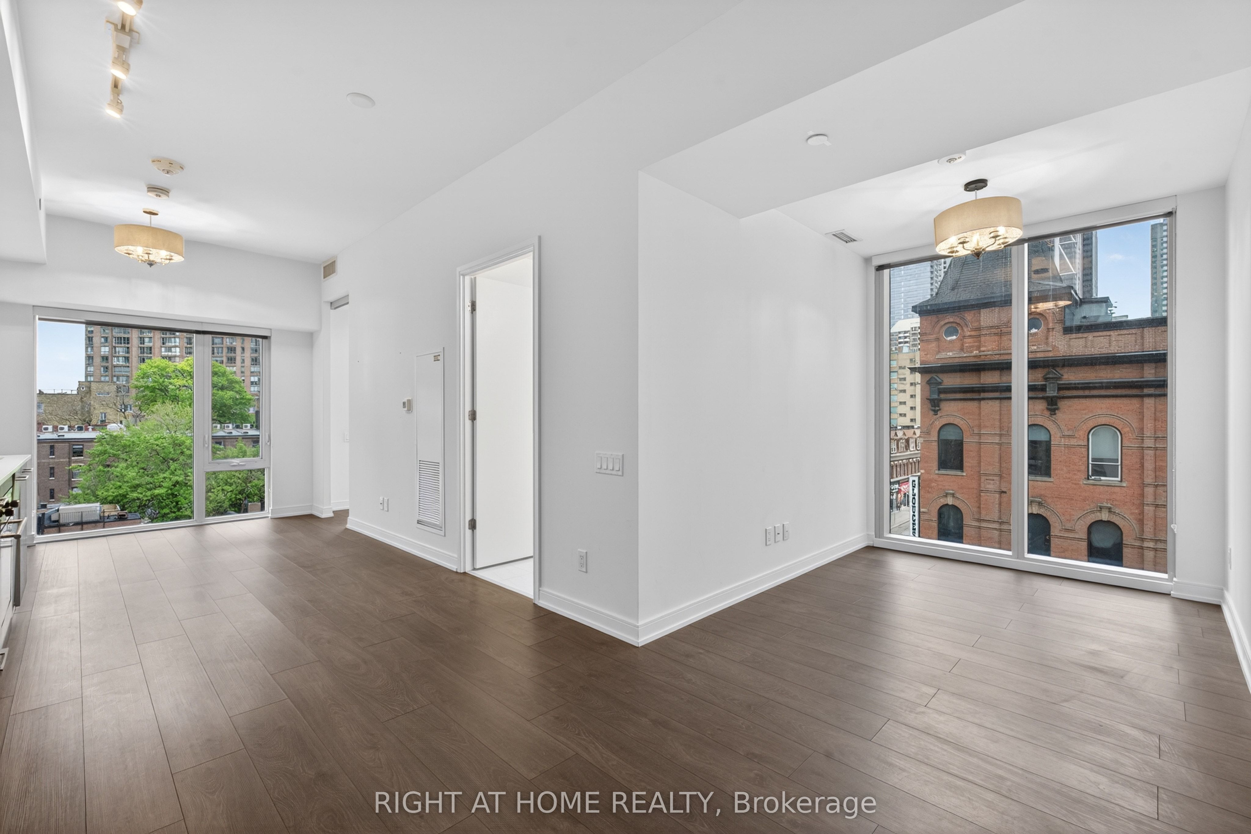 3 Gloucester Street 512, Toronto, ON M4Y 0C6 photo 4