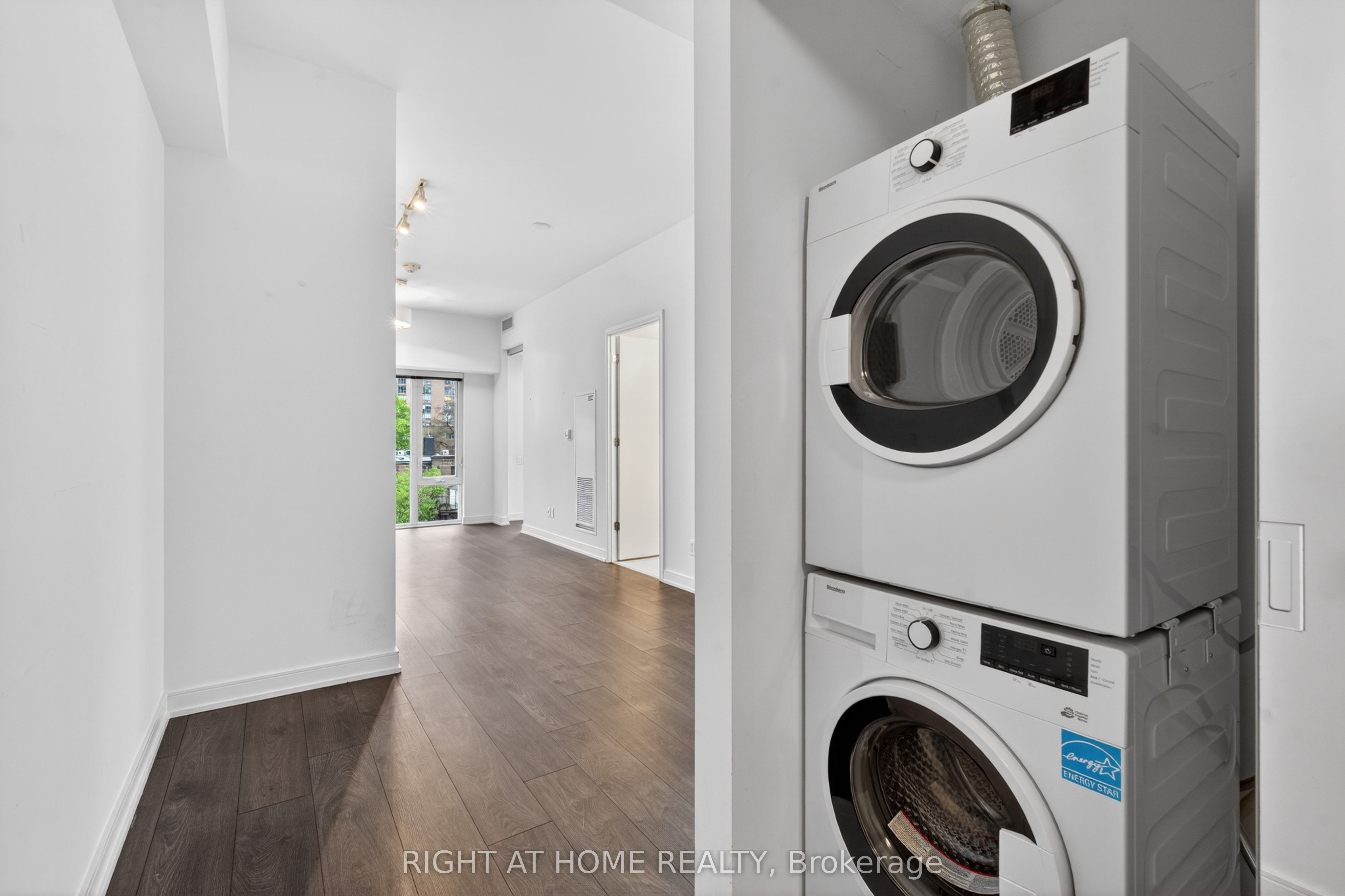3 Gloucester Street 512, Toronto, ON M4Y 0C6 photo 5