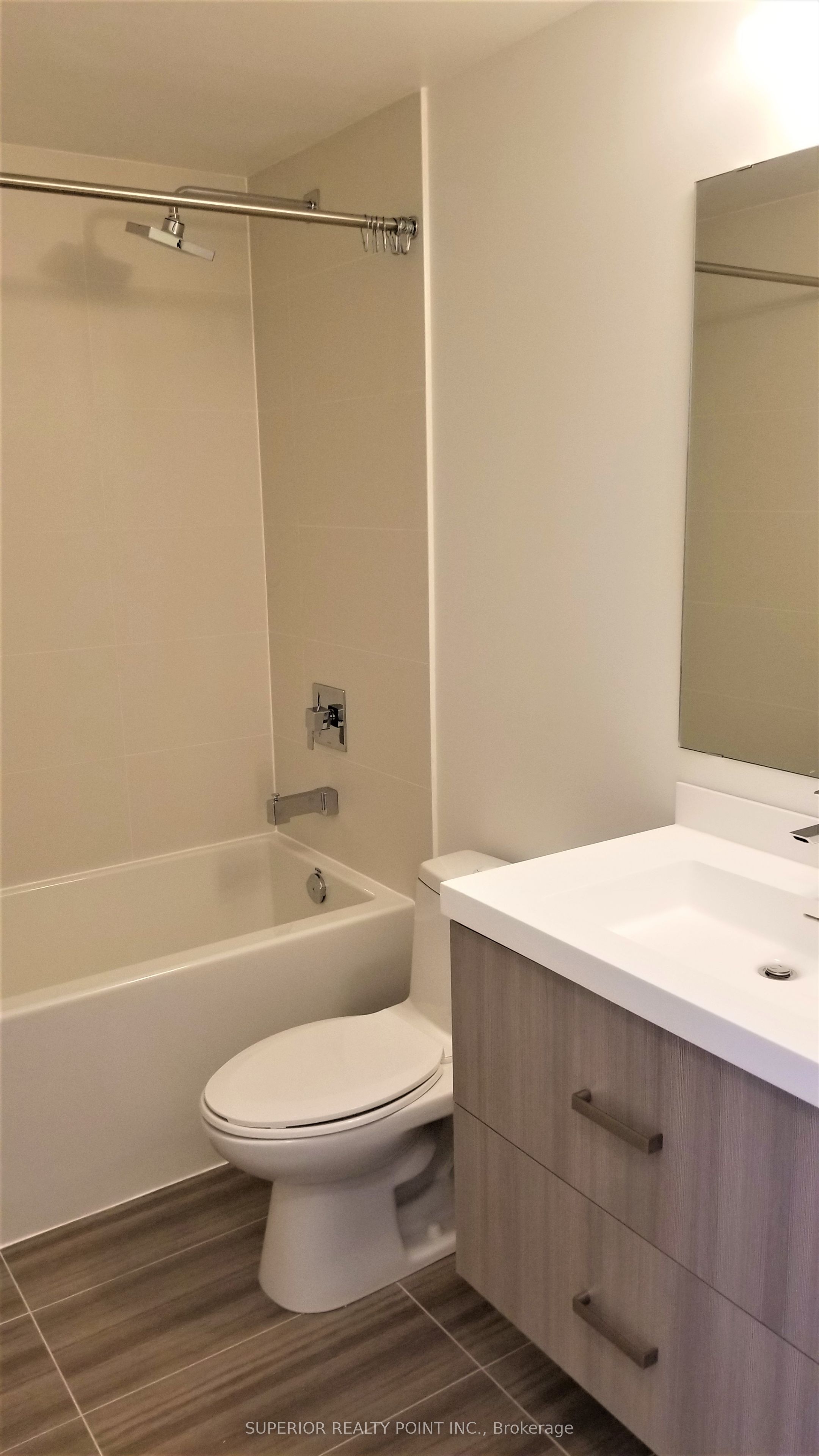 50 Wellesley Street E 2102, Toronto, ON M4Y 1G2 photo 5