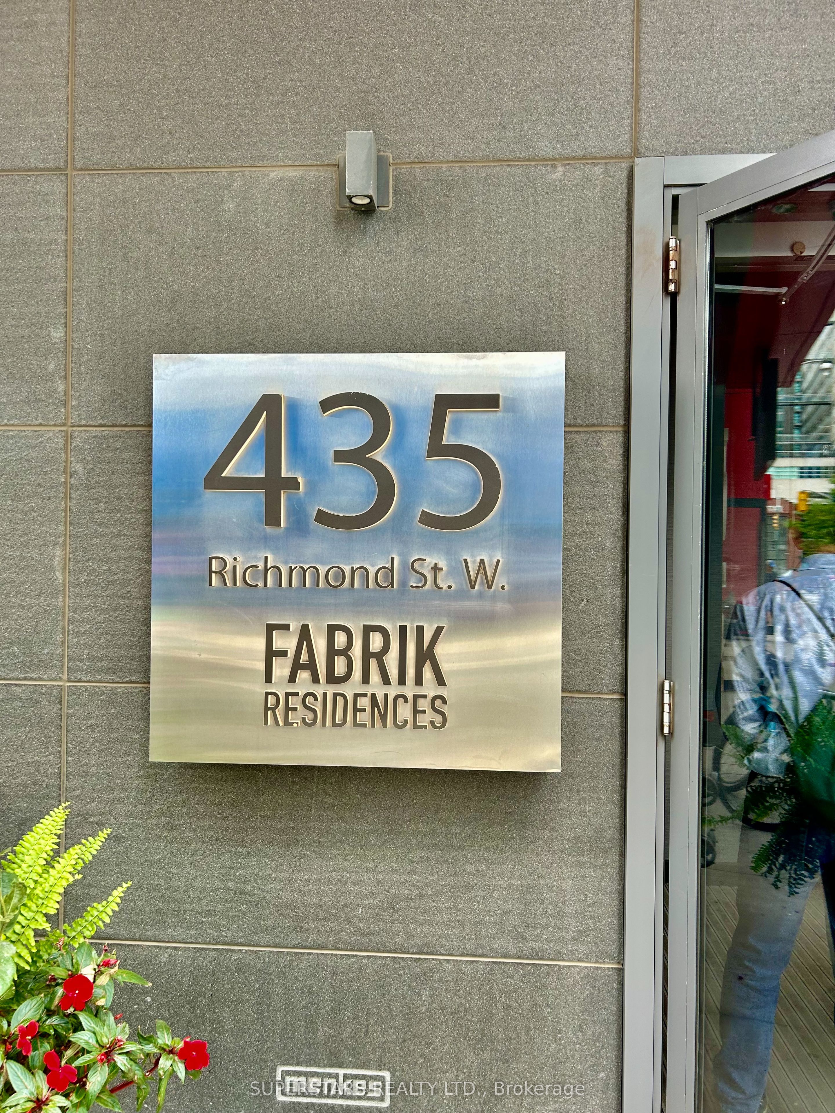 435 Richmond Street W 311, Toronto, ON M5V 0N3 photo 2