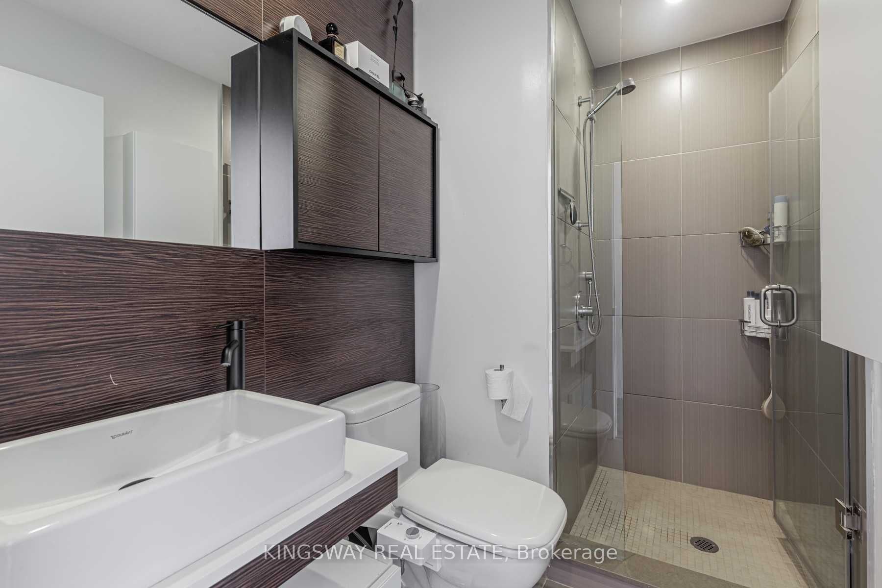 75 St Nicholas Street 507, Toronto, ON M4Y 0A5 photo 3