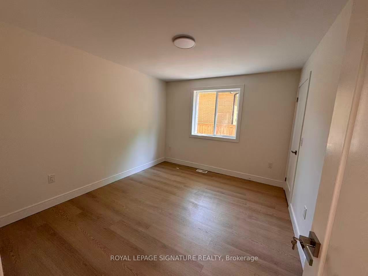 53 Bishop Avenue 2, Toronto, ON M2M 1Z4 photo 3