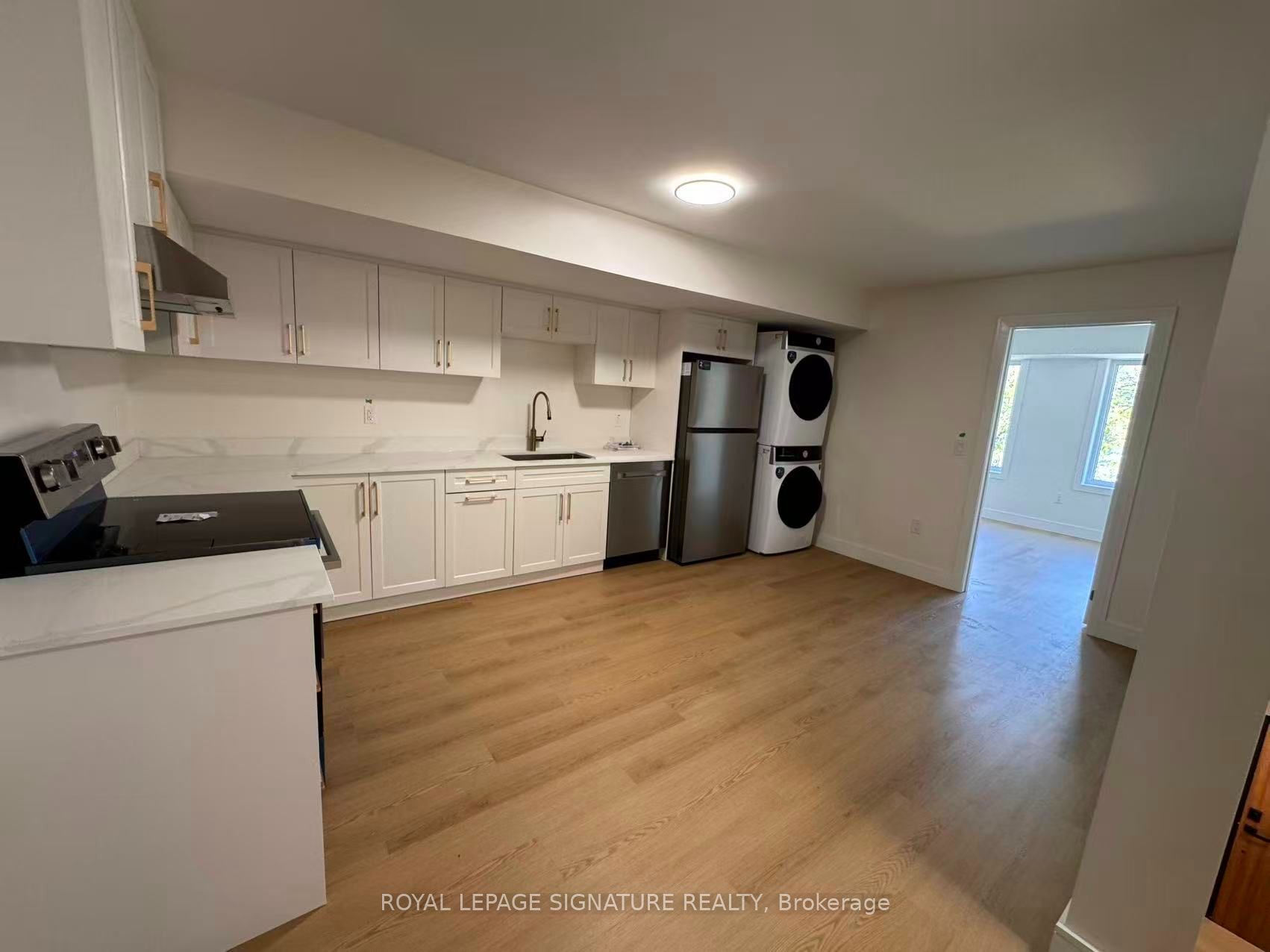 53 Bishop Avenue 3, Toronto, ON M2M 1Z4 photo 2