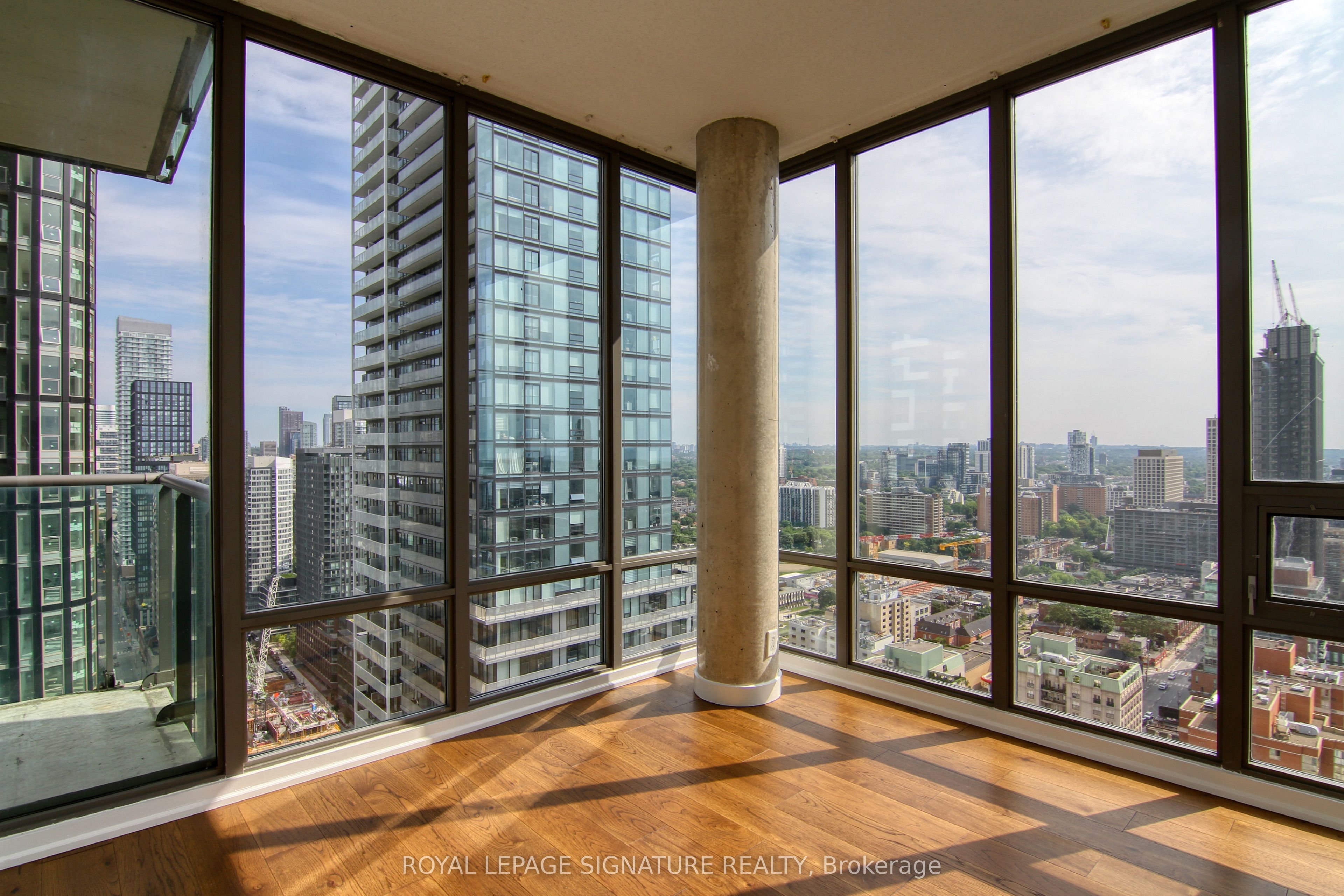 33 Lombard Street 3204, Toronto, ON M5C 3H8 photo 5